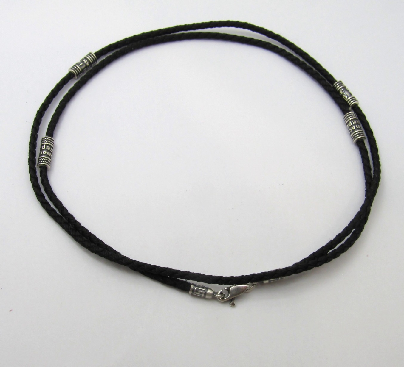 

Шнур шелковый с серебряным замком SilverArtisan 1.71428 55 размер