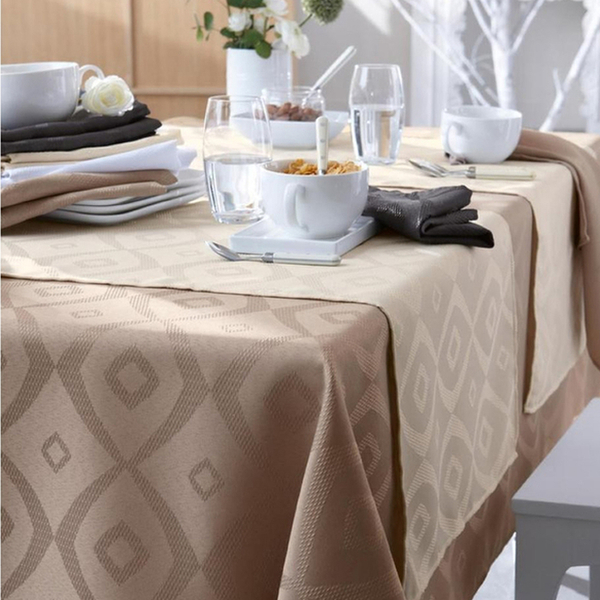 

Скатерть Tradi Linge Brunch Rouge 150х300 см 1106457