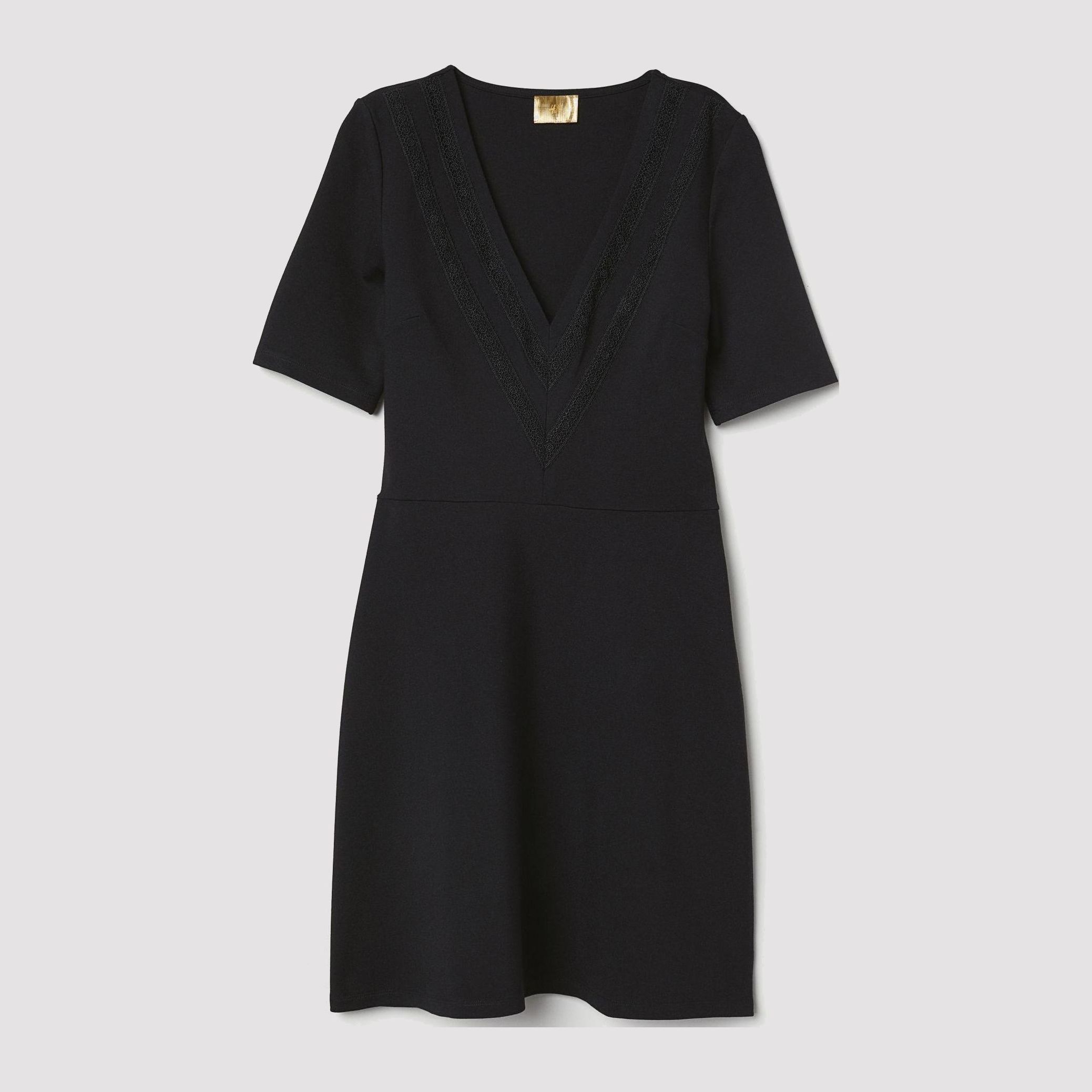 

Платье H&M 6728999-AAAD 38 Черное
