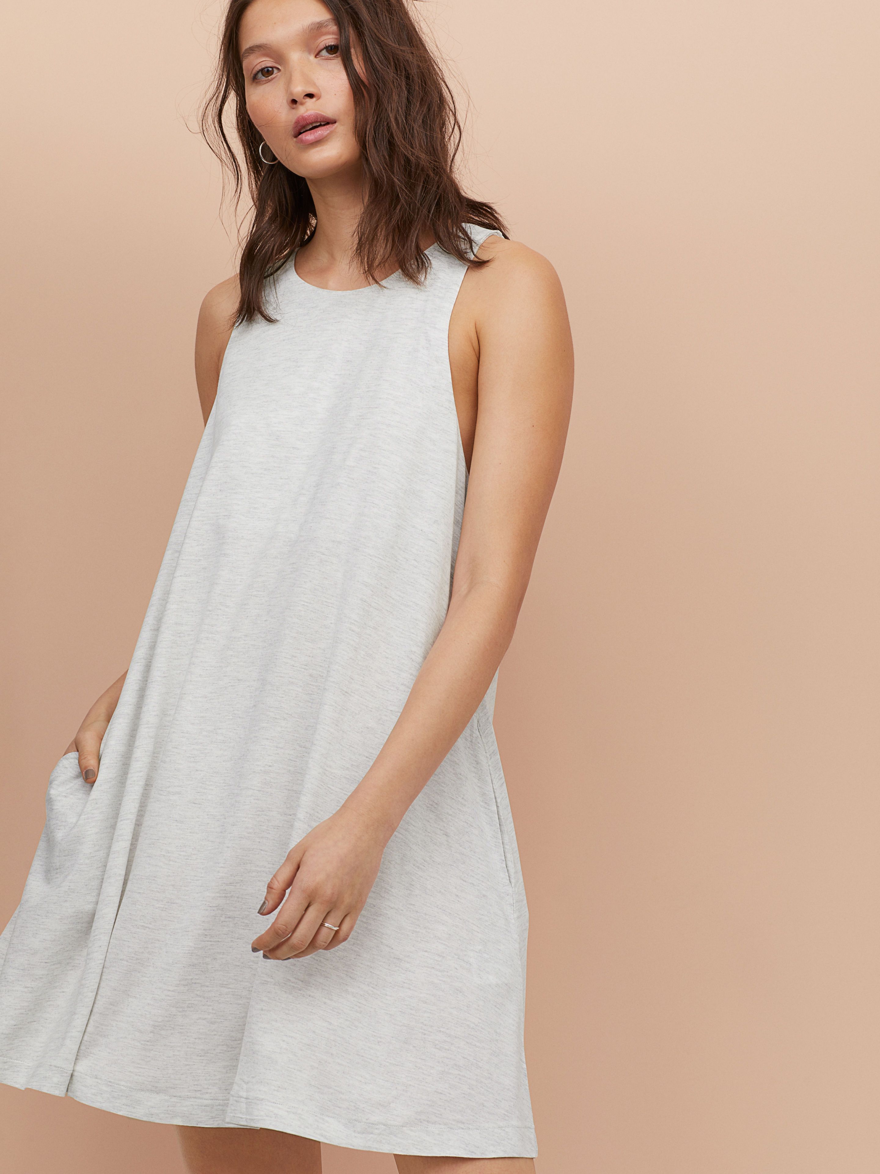 

Платье H&M 6293818-ABKU XS Серое