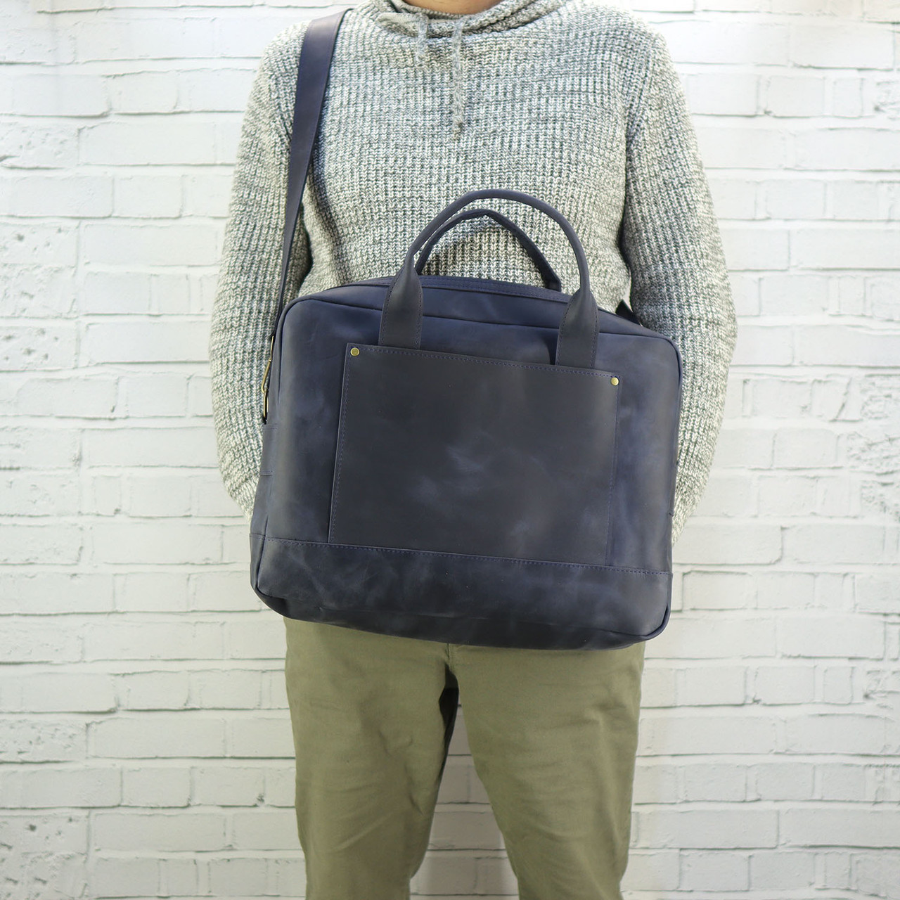 

Портфель Mihey briefcase синий из натуральной кожи crazy horse 1420205