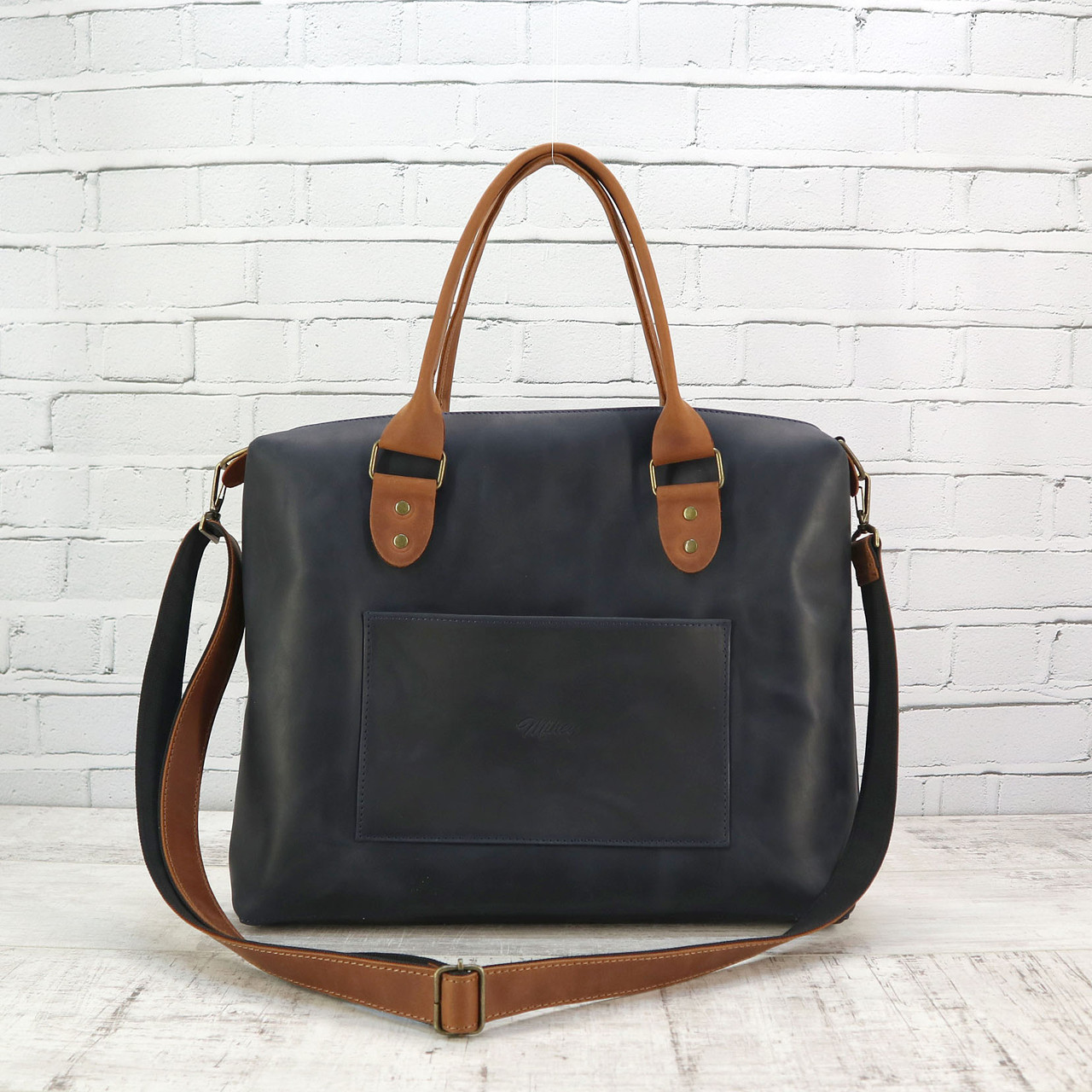 

Портфель Mihey tote zip синий из натуральной кожи crazy horse 1420103