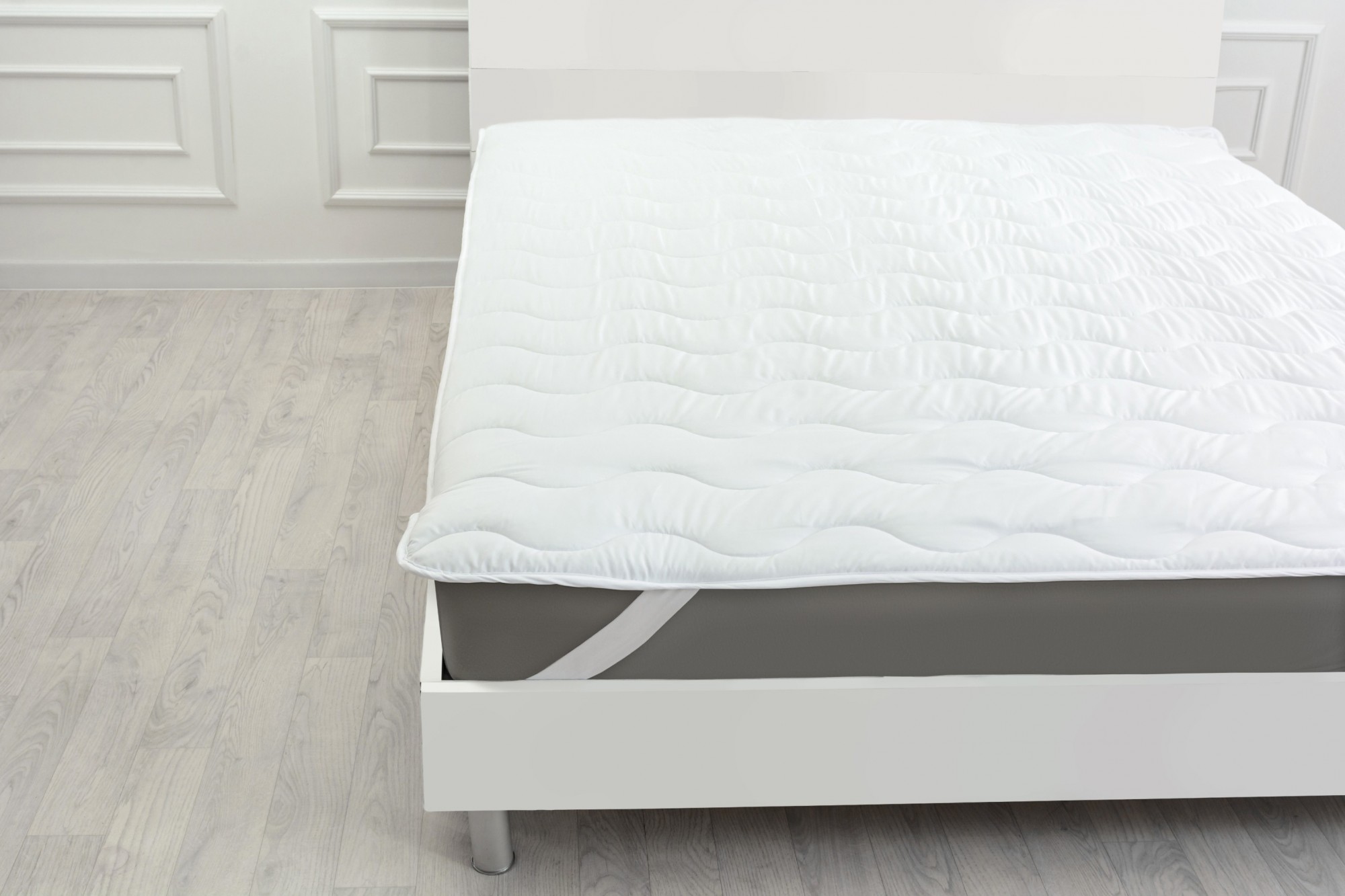 

Наматрасник MirSon Silk №1724 200х200 см Eco Light White обычный на резинке по углам
