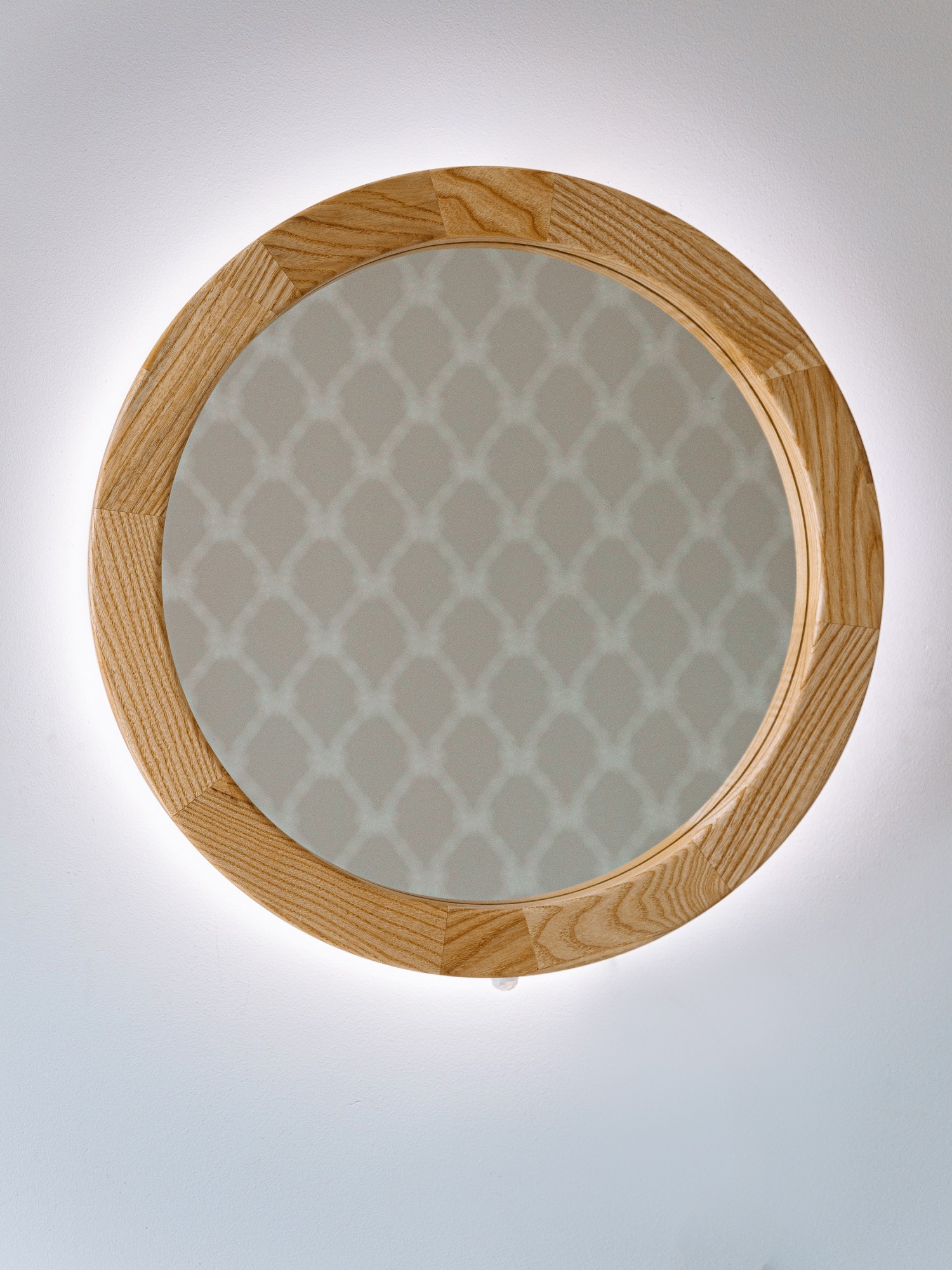 

Зеркало Luxury Wood деревянное круглое с подсветкой led 70см Perfection дуб