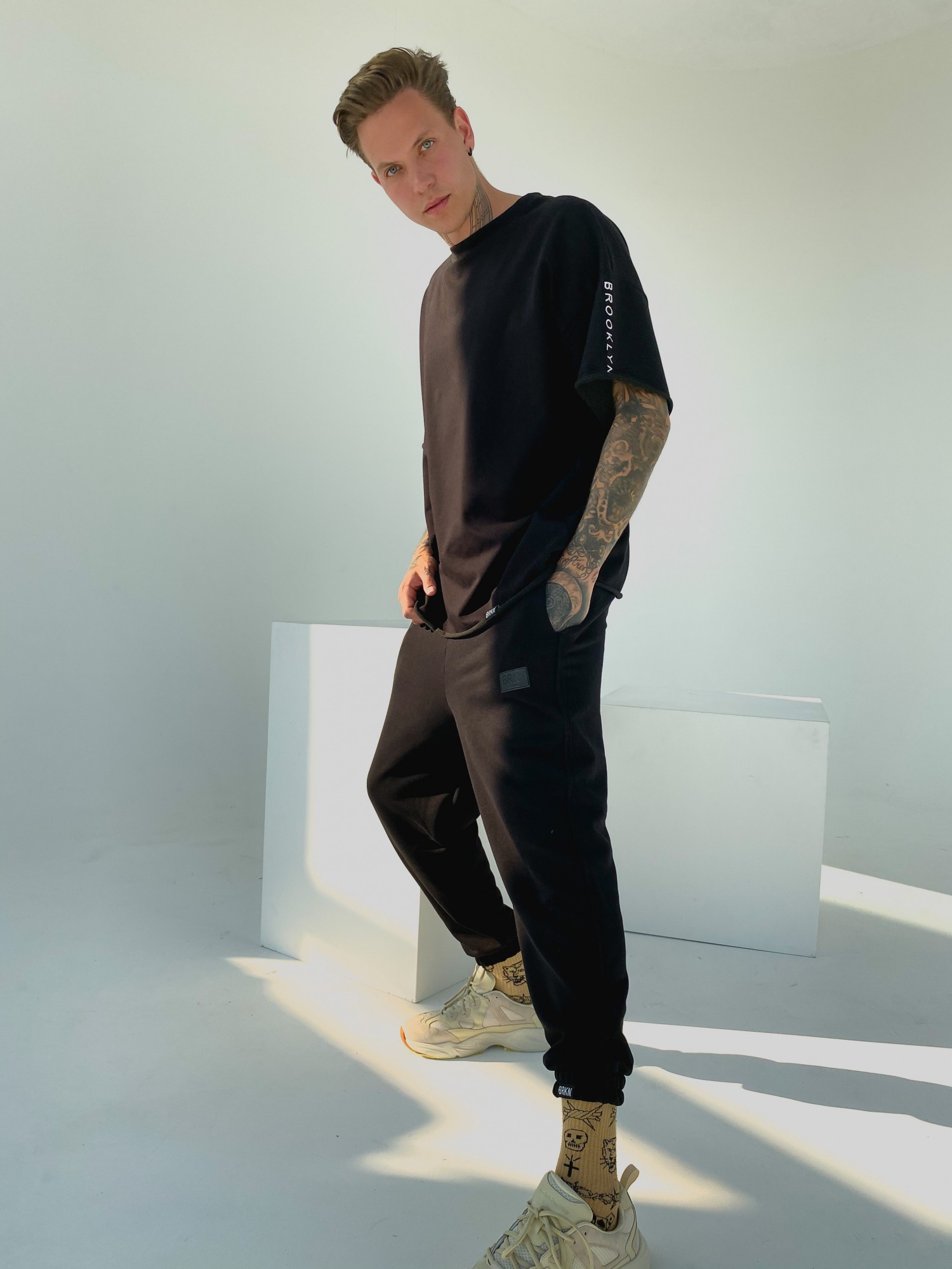 

Футболка B.N.Y Loose Fit М чорний 20725