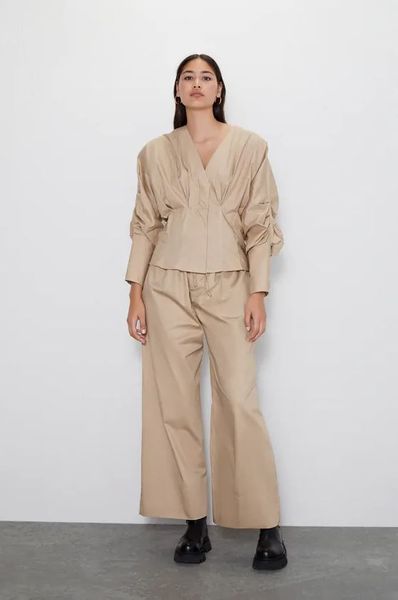 

Штаны Zara L Бежевые (1201-485)