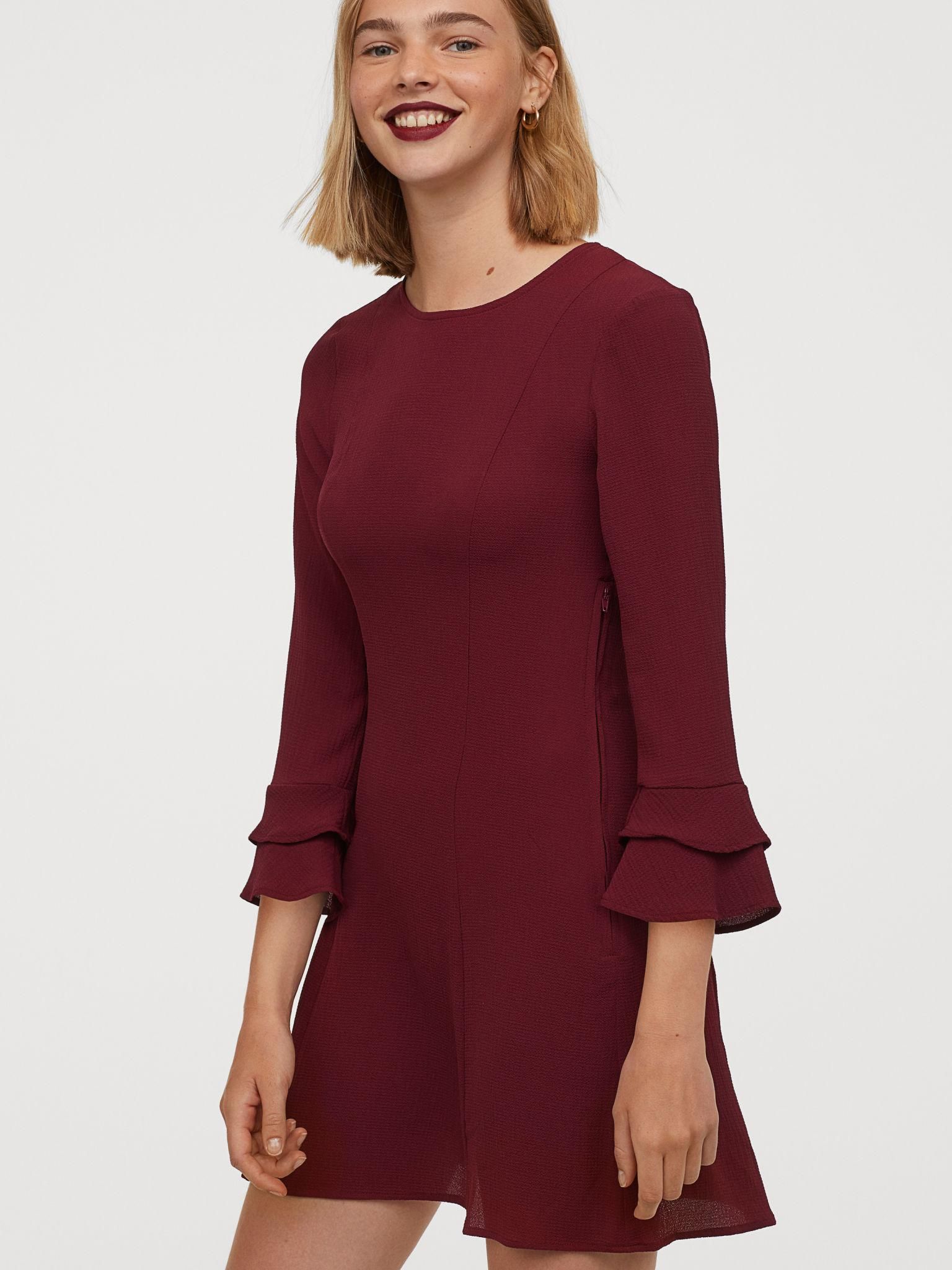 

Платье H&M 6901938-ACUK 42 Бордовое