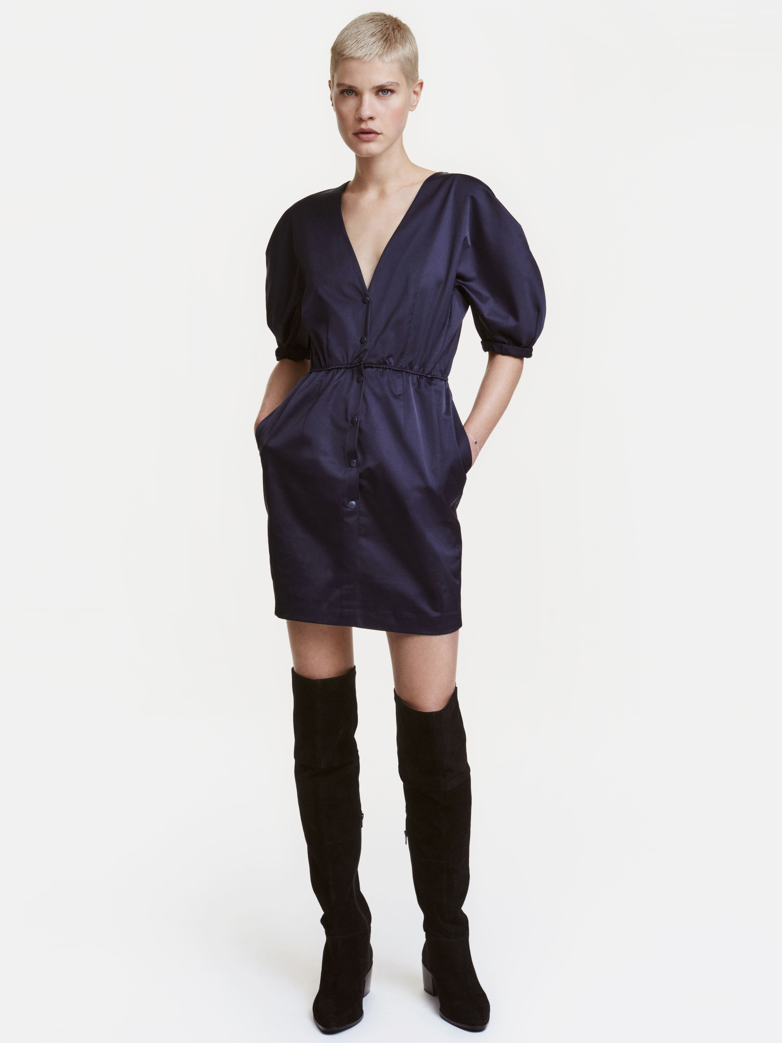 

Платье H&M 4621924 36 Фиолетовое