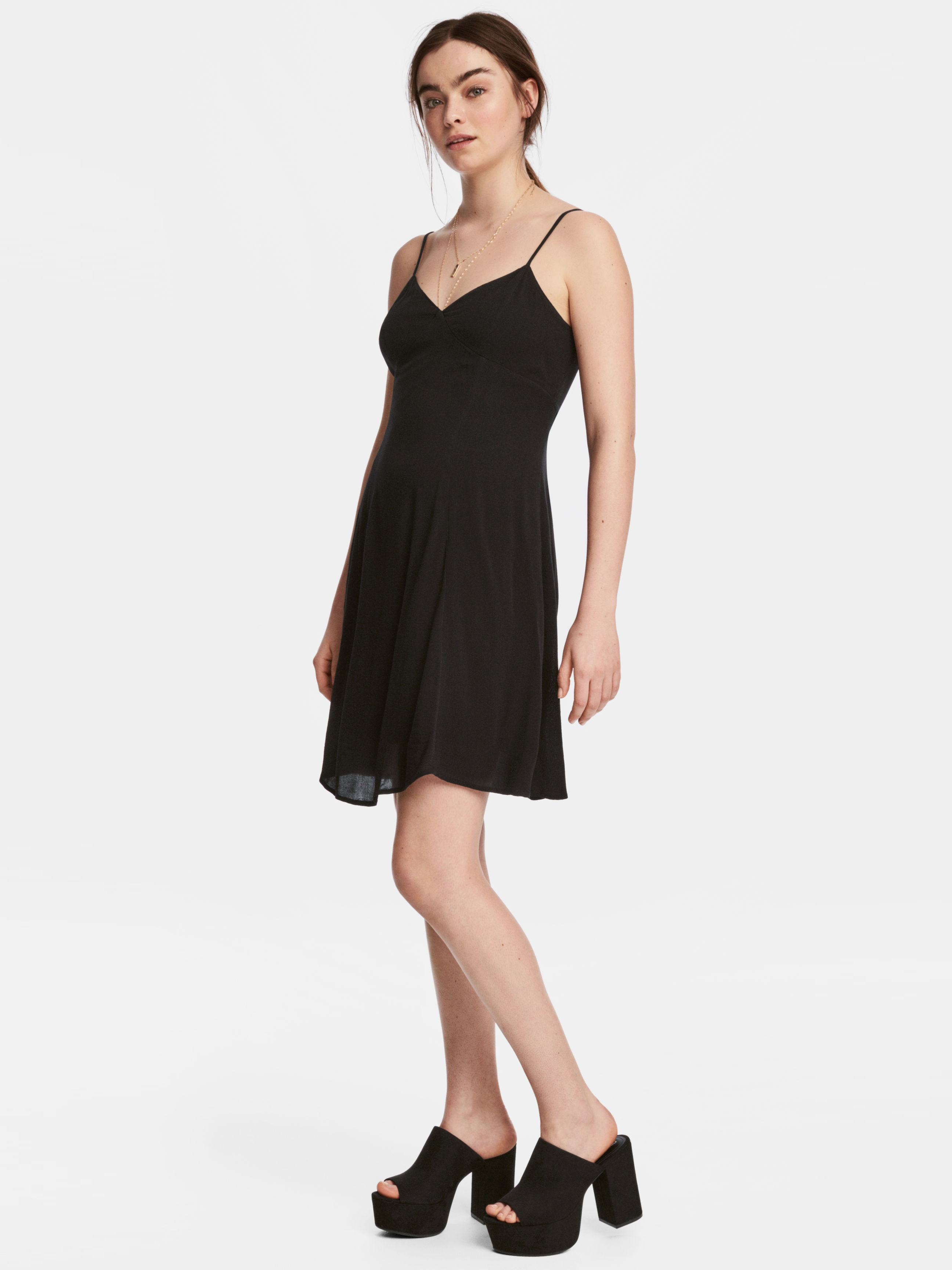 

Платье H&M 4769595 36 Черное