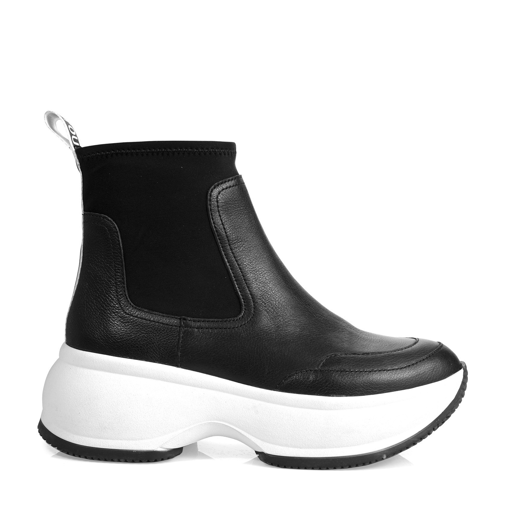 

Женские кожаные ботинки Barbilioni Buffy 41 черные B.22-036-12D-01F-16/01