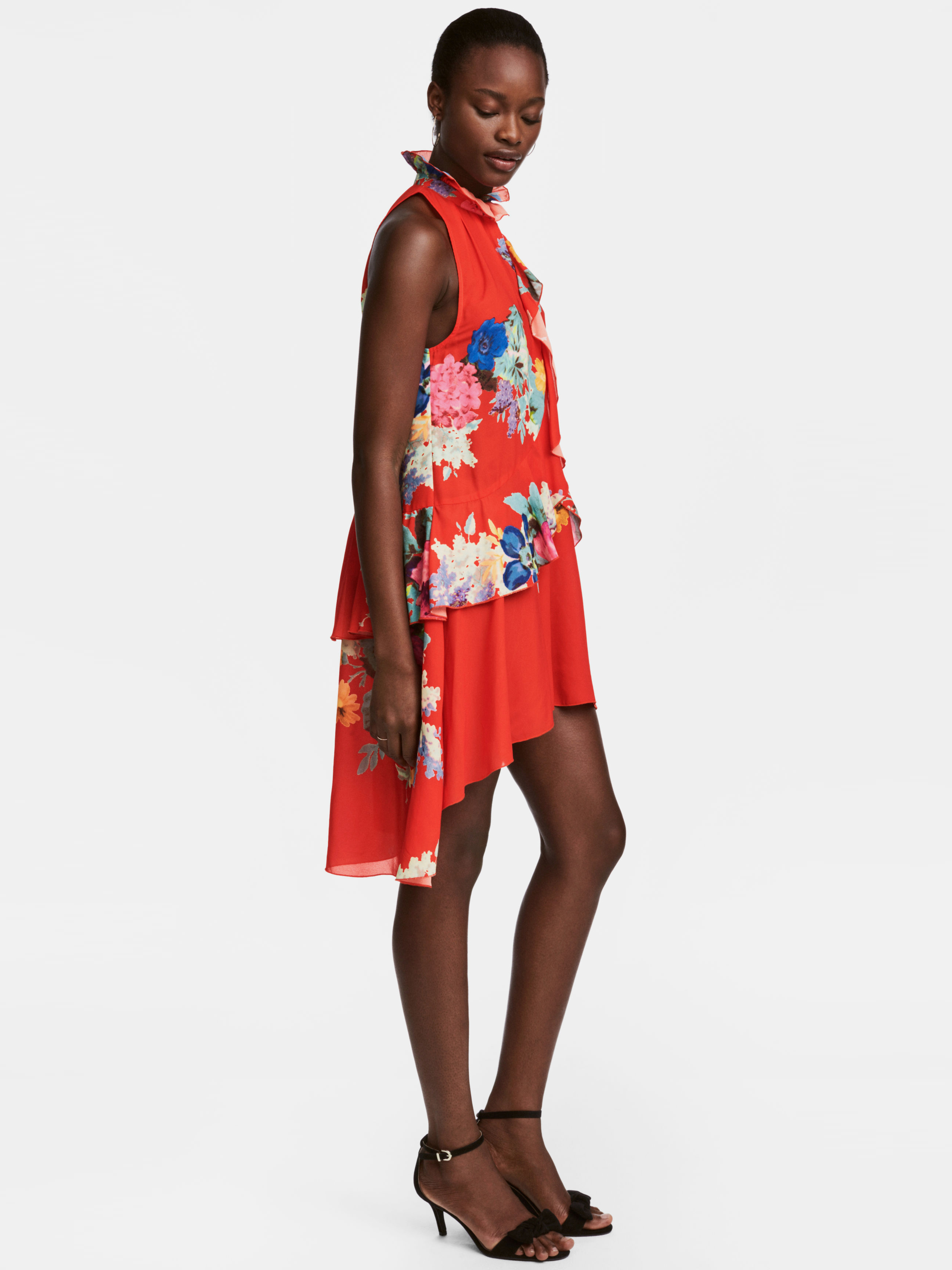 

Платье H&M 5730966 42 Красное с цветами