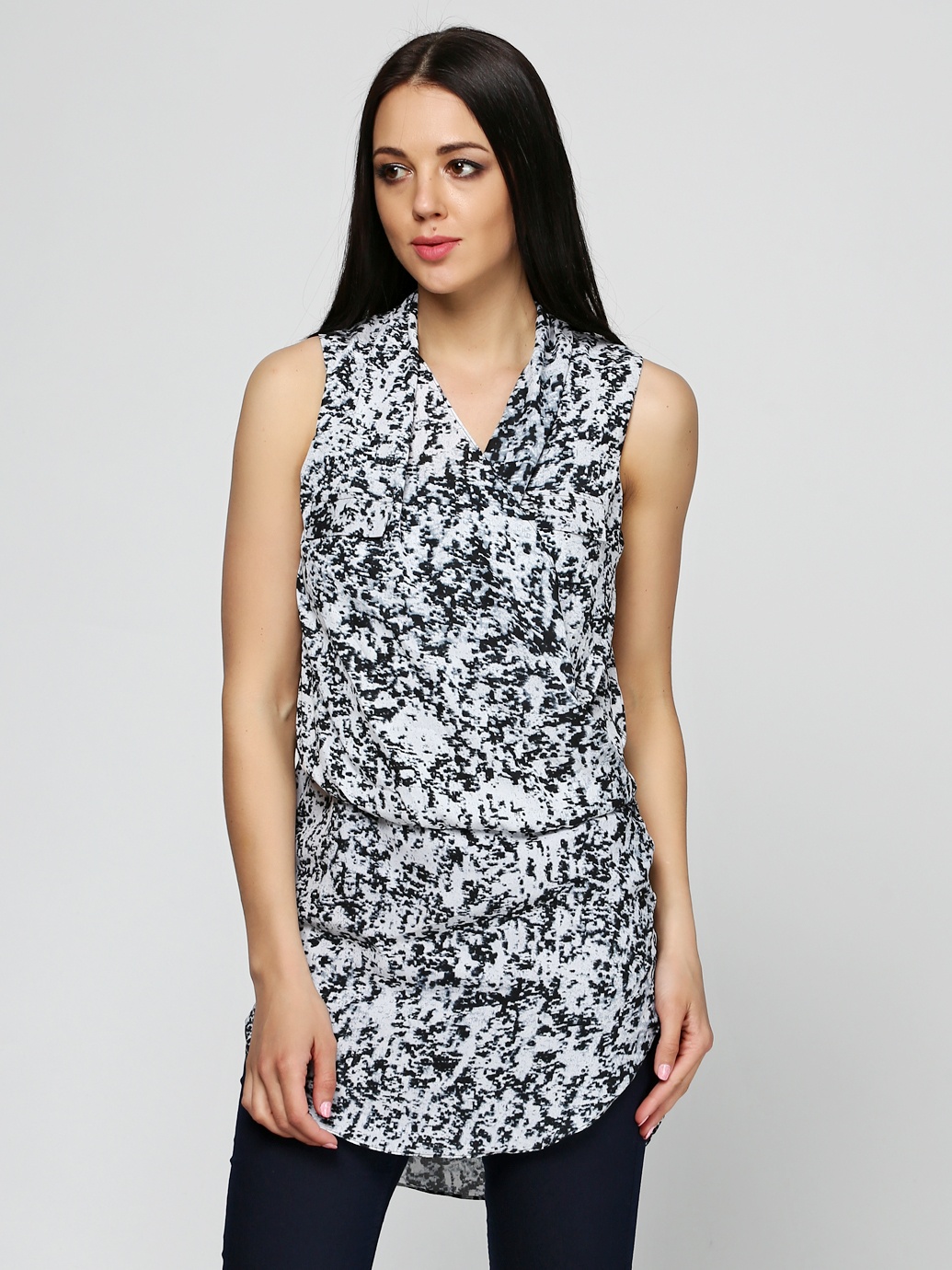 

Туника H&M 3102622 36 Мраморная