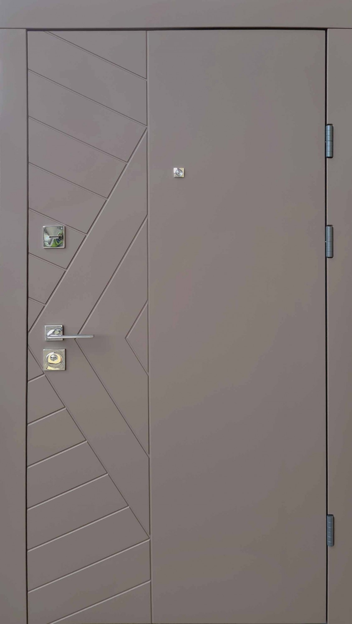 

Входная дверь Qdoors Ультра Корса-М (950х2050) мм квартира