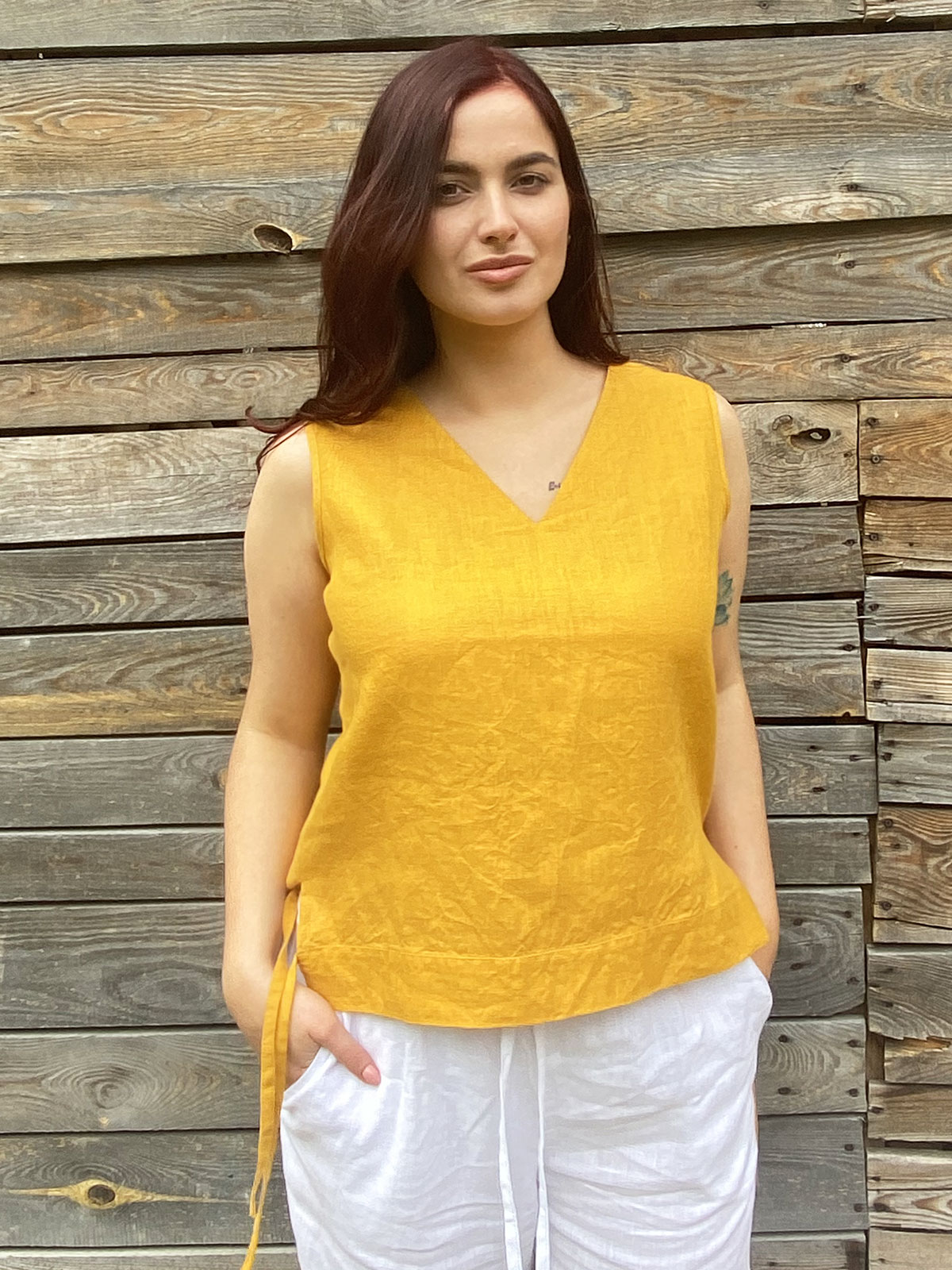

Льняной топ с V-образным вырезом горчичный  - linen island, Льняной топ с V-образным вырезом горчичный XL - linen island