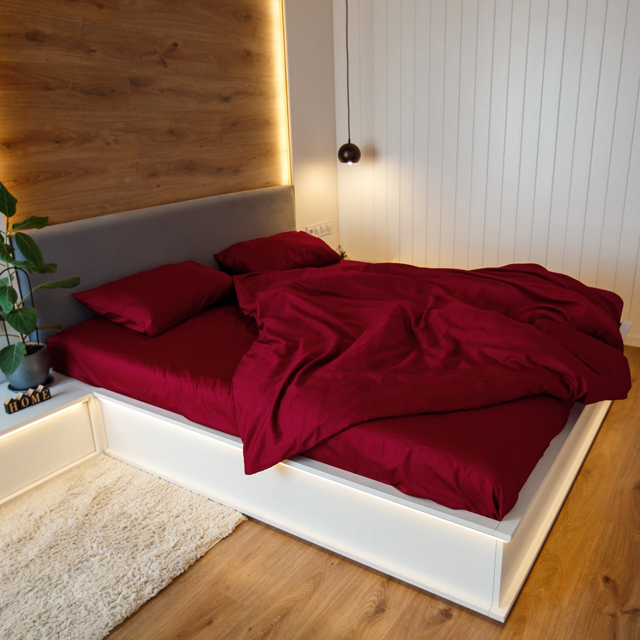 

Простынь NaviHome сатин 150х220 см бордо