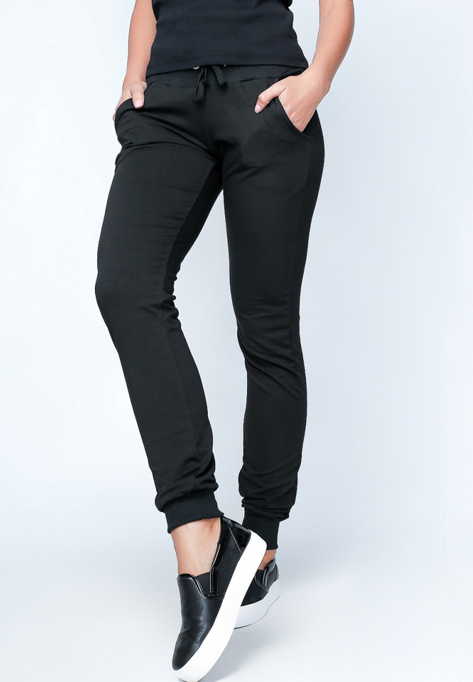 

Fashions • Женские брюки Талавера Fashions 56 черный (23005-1тк)