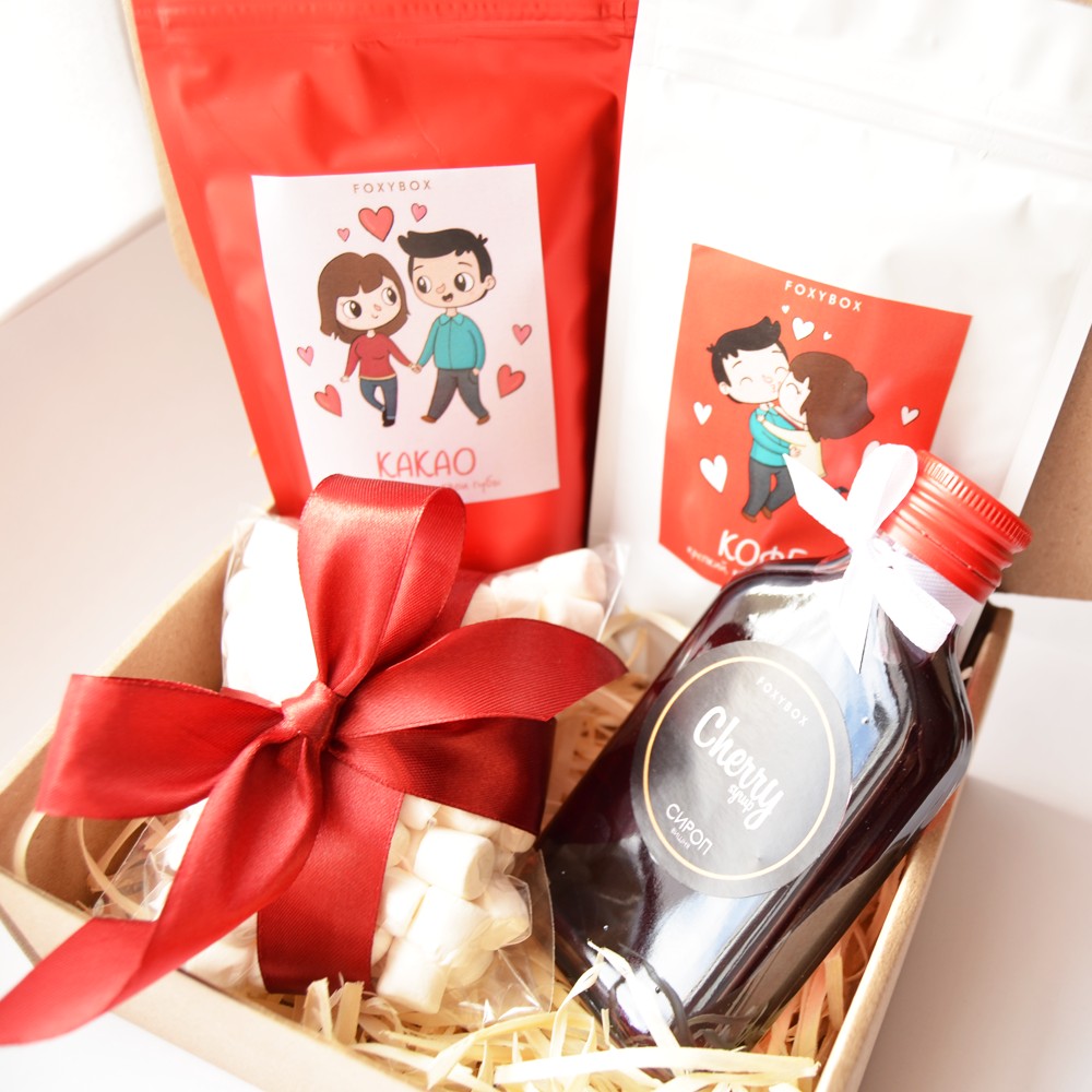 

Подарочный набор FoxyBox LOVEBOX CHERRY