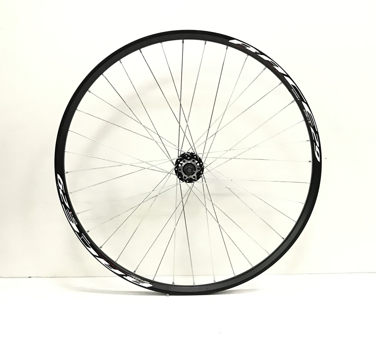 

Колесо на велосипед переднее 29" под дисковый тормоз Velohit mod 1247