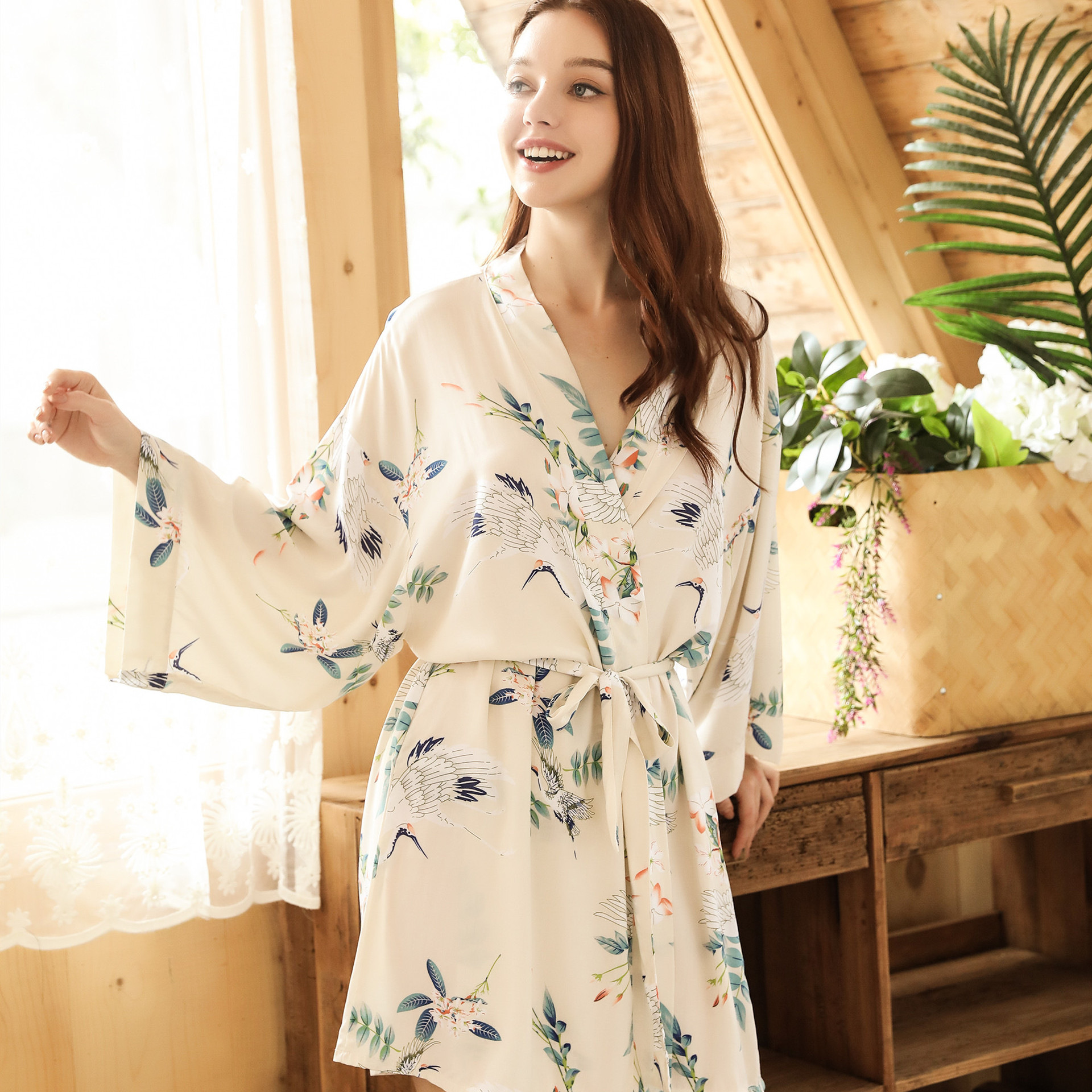 

Халат женский домашний Graceful stork Berni Fashion (XL) Молочный