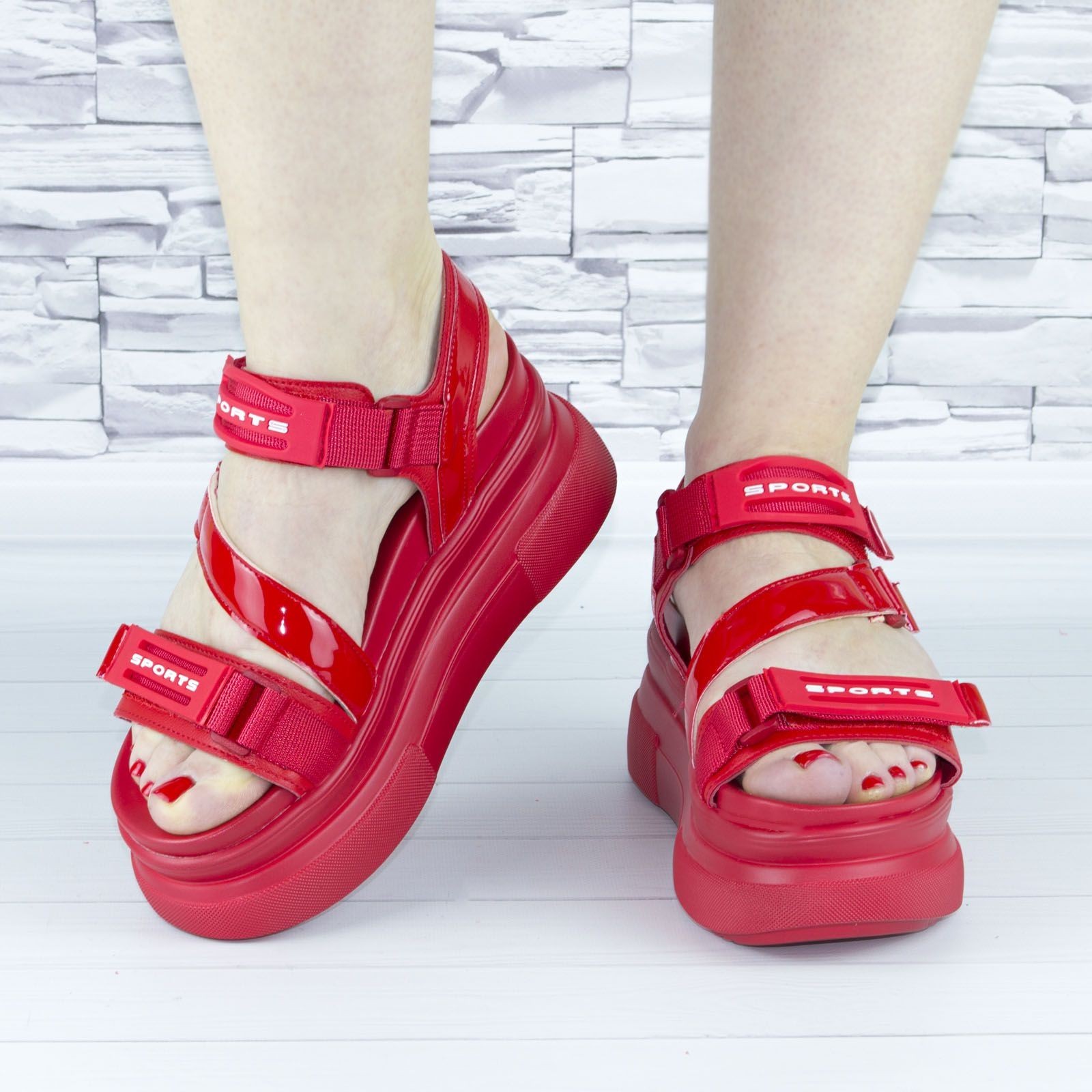 

Босоножки женские Violeta 165-3 red красные спортивные стильные на платформе на липучках 40р (25,5 см) b-626