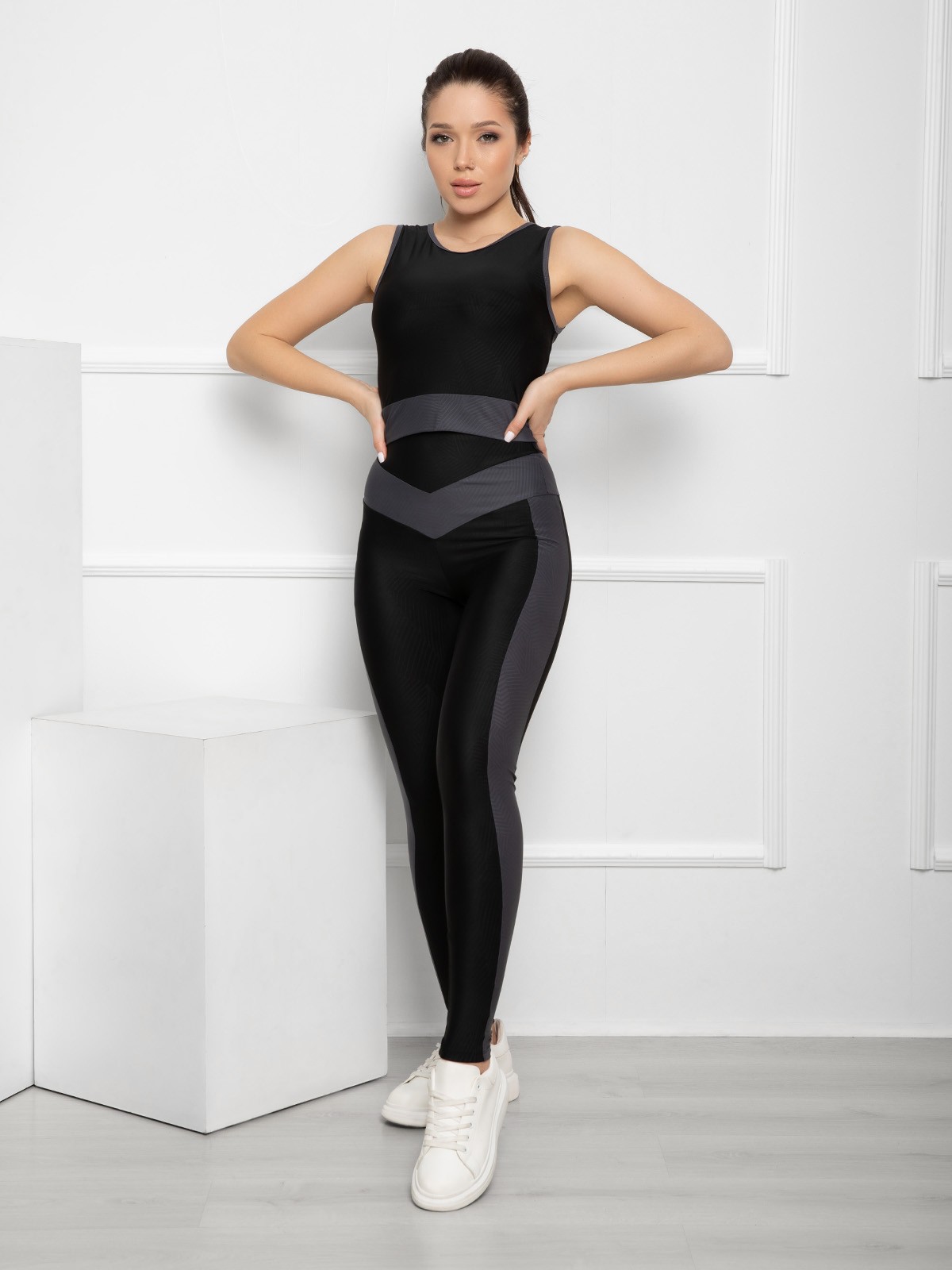 

Спортивный костюм ISSA PLUS 12612 L Черный