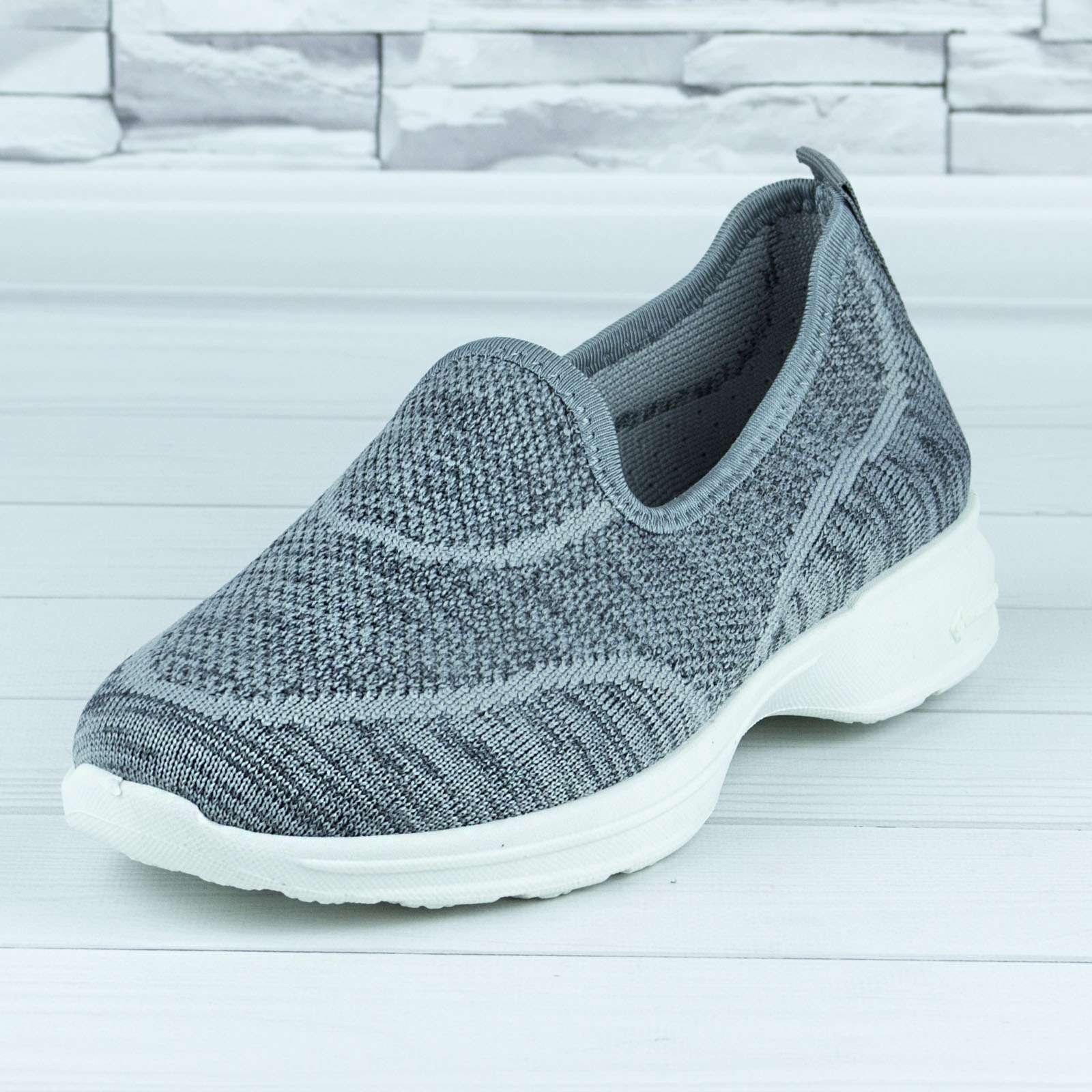 

Слипоны женские Violeta 20-815grey серые демисезонные 37р (24 см) b-611