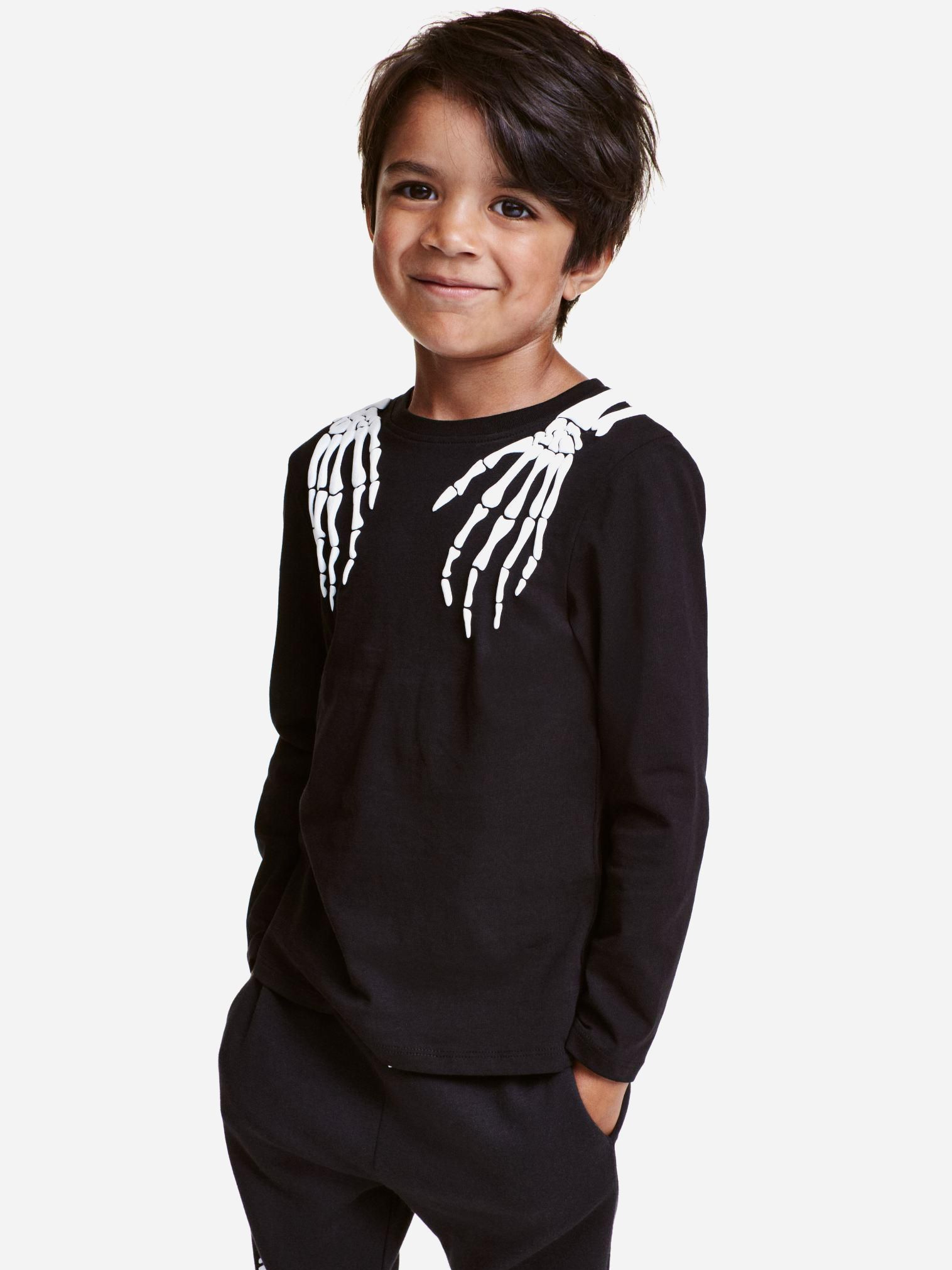 

Футболка с длинными рукавами H&M 3995654-ACED 110-116 см Черный с принтом/Белый