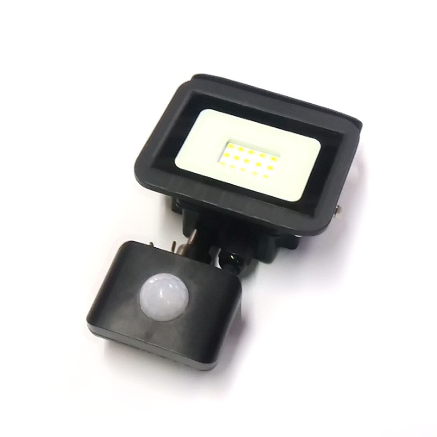 

Светодиодный прожектор Luxel LED – LPES – 10 C 10W черный с датчиком движения Abs-lasshop