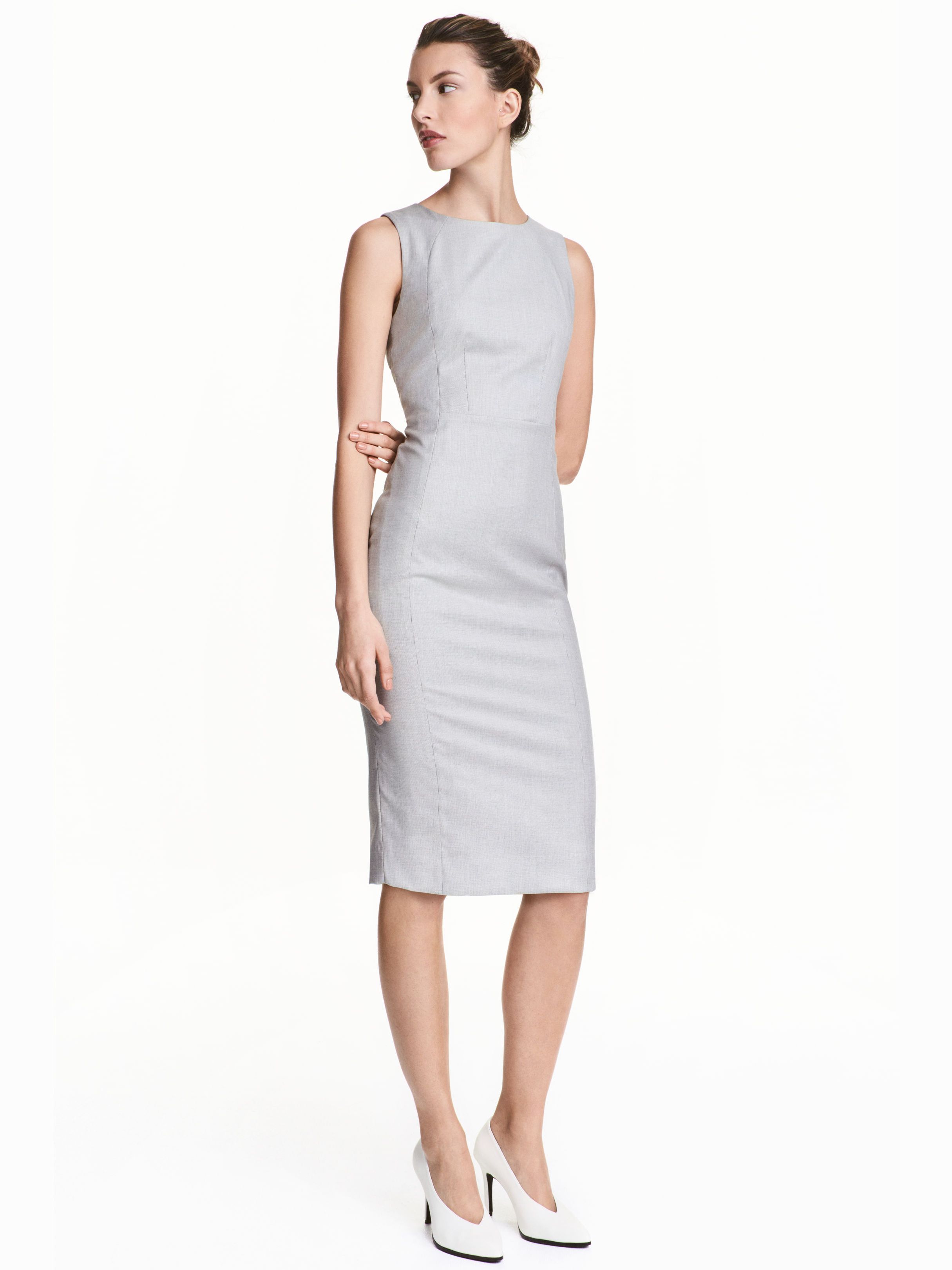 

Платье H&M 4531595-ABKU 32 Серое
