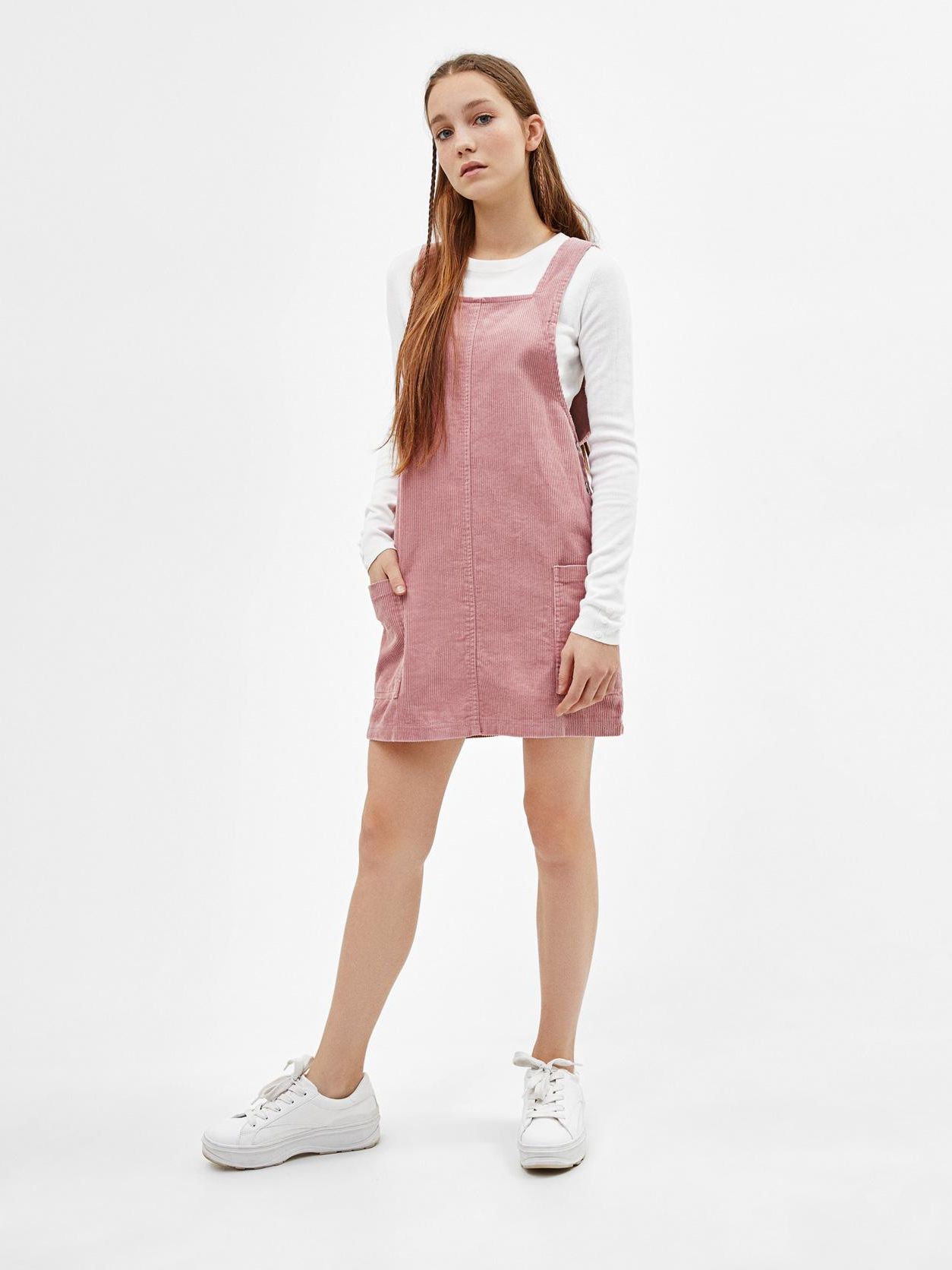 

Платье Bershka 0337/405/622-ACWG S Розовое