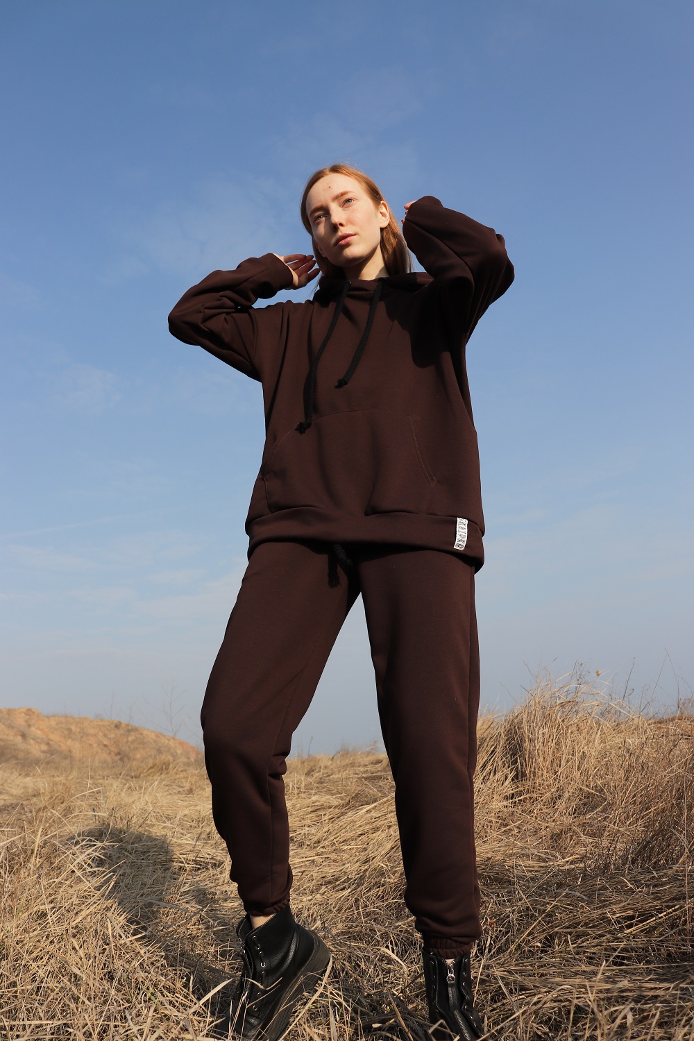 

Худи трехнитка SKRIPKA M/L темный шоколад S324