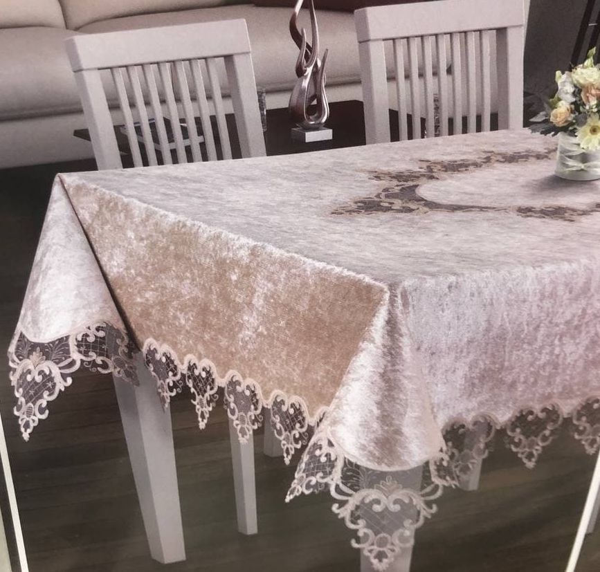

Скатерть MAGIK COLLECTION 160*300/кофейный 160_300_KIREN
