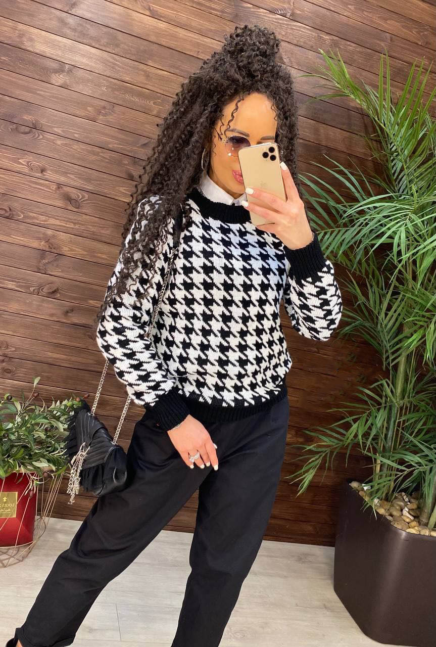 

Fashions • Женский свитер в гусиную лапку Grace Fashions 42-46 черный (0251)