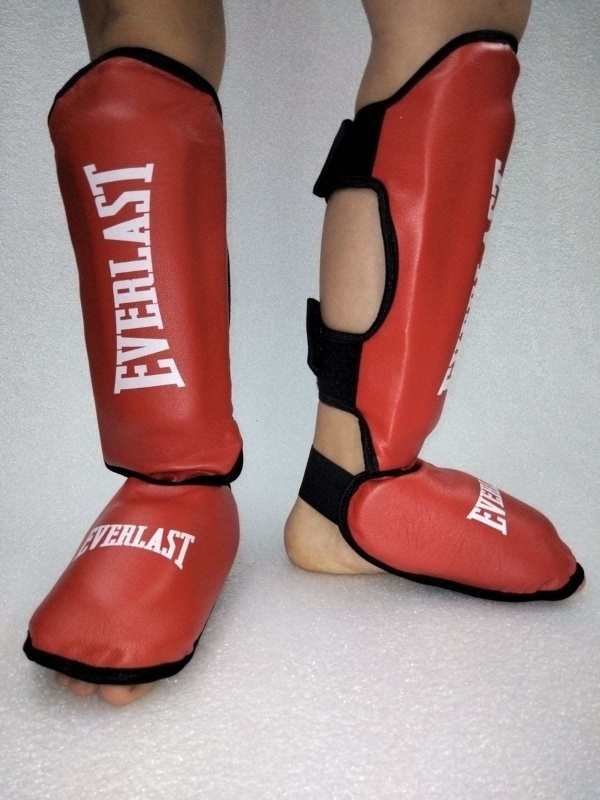 

Защита голени и стопы усиленная Everlast красный (р-р М)