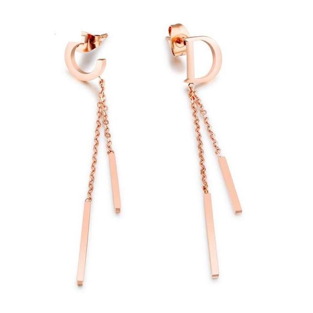 

Асимметричные серьги-гвоздики Everiot SE-XP-1775 (висячие серьги)