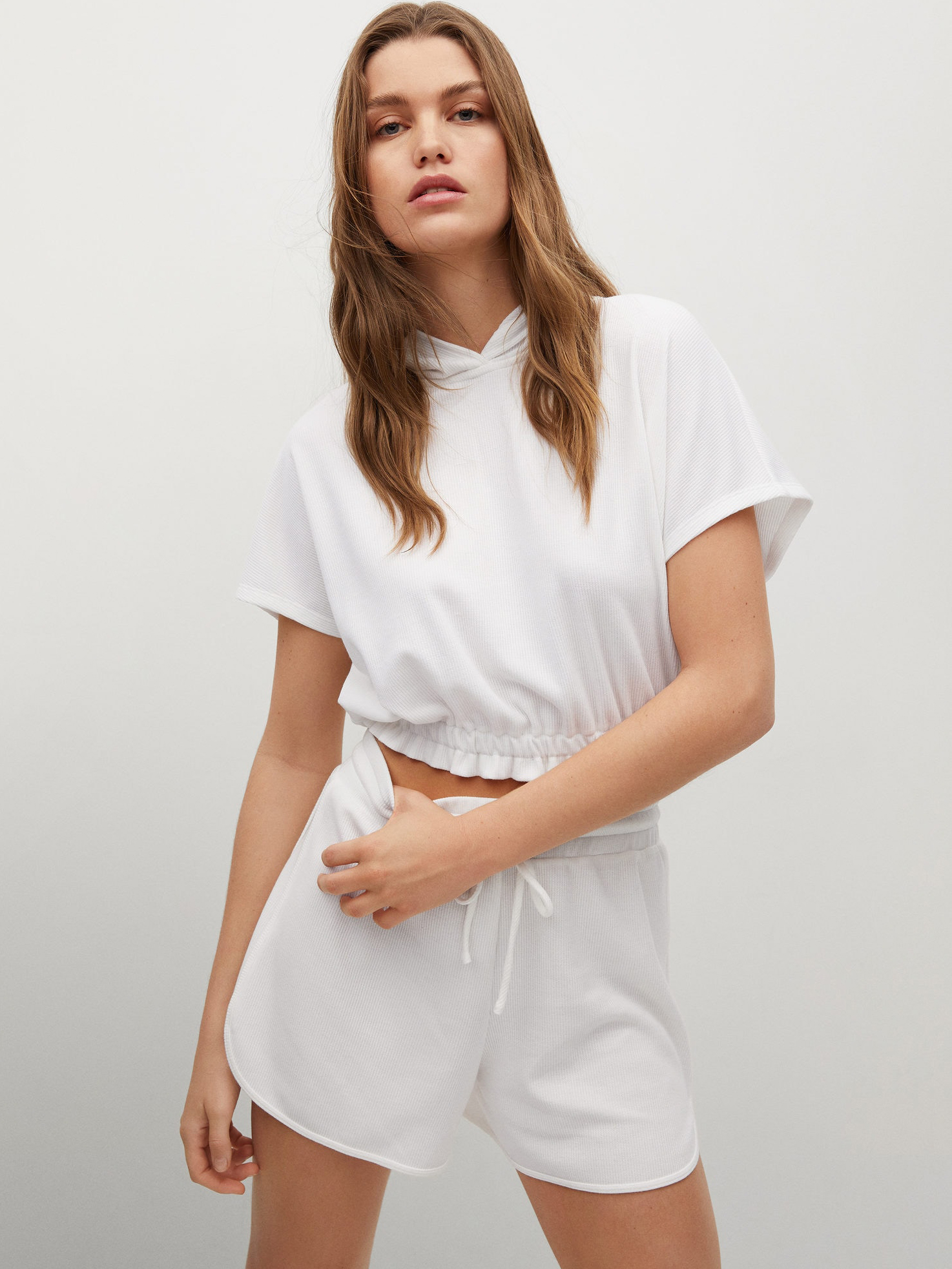 

Топ Mango 87087141-01 XS Белый