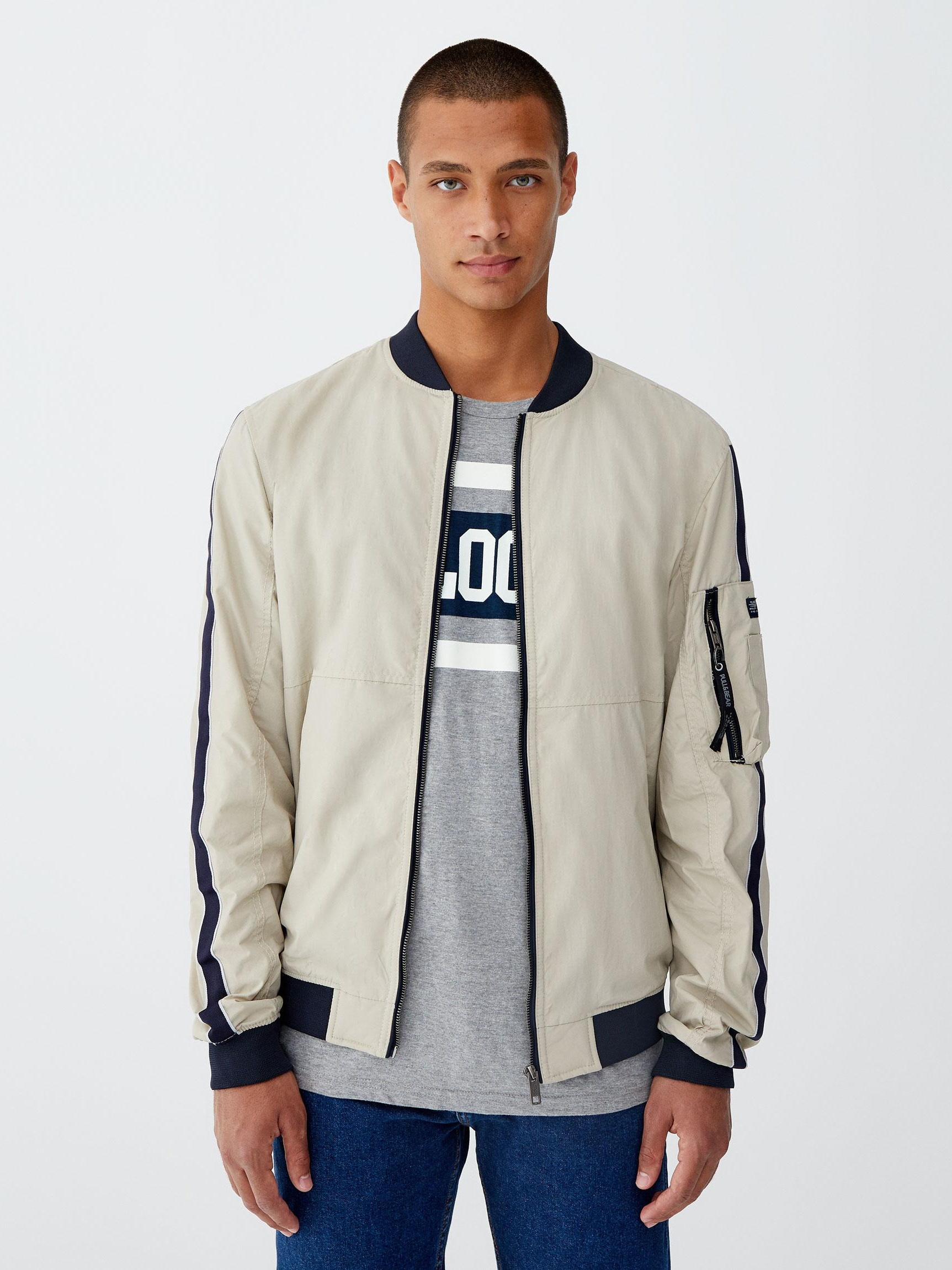 

Бомбер Pull & Bear 9711/539/251-AAUE M Бежевый-черный