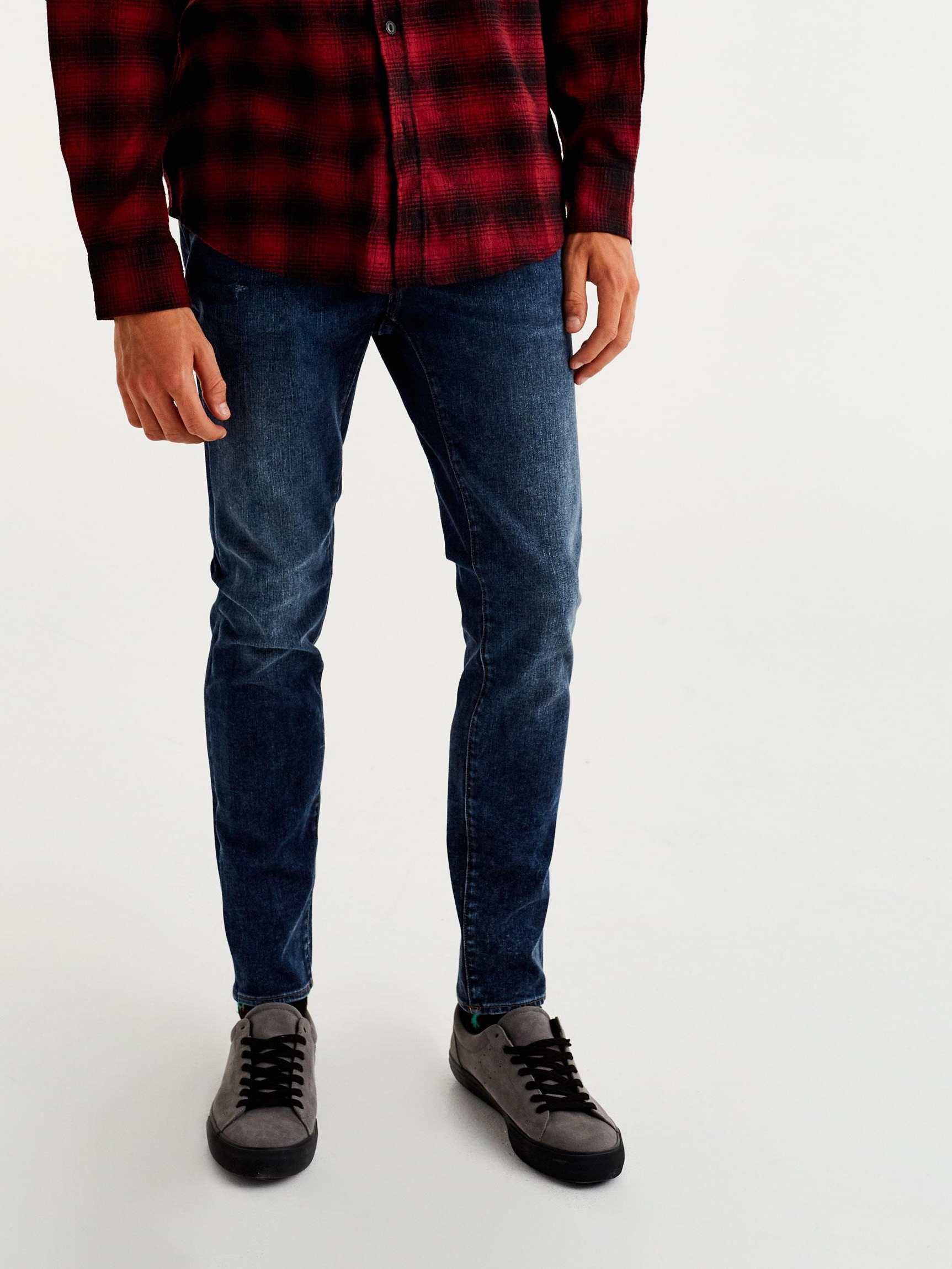 

Джинсы Pull & Bear 9685/540/400-AAQJ 44 Темно-синие