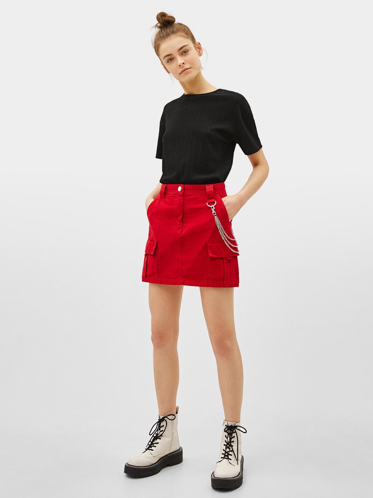 

Юбка Bershka 0740/388/600-ACVF 36 Красная