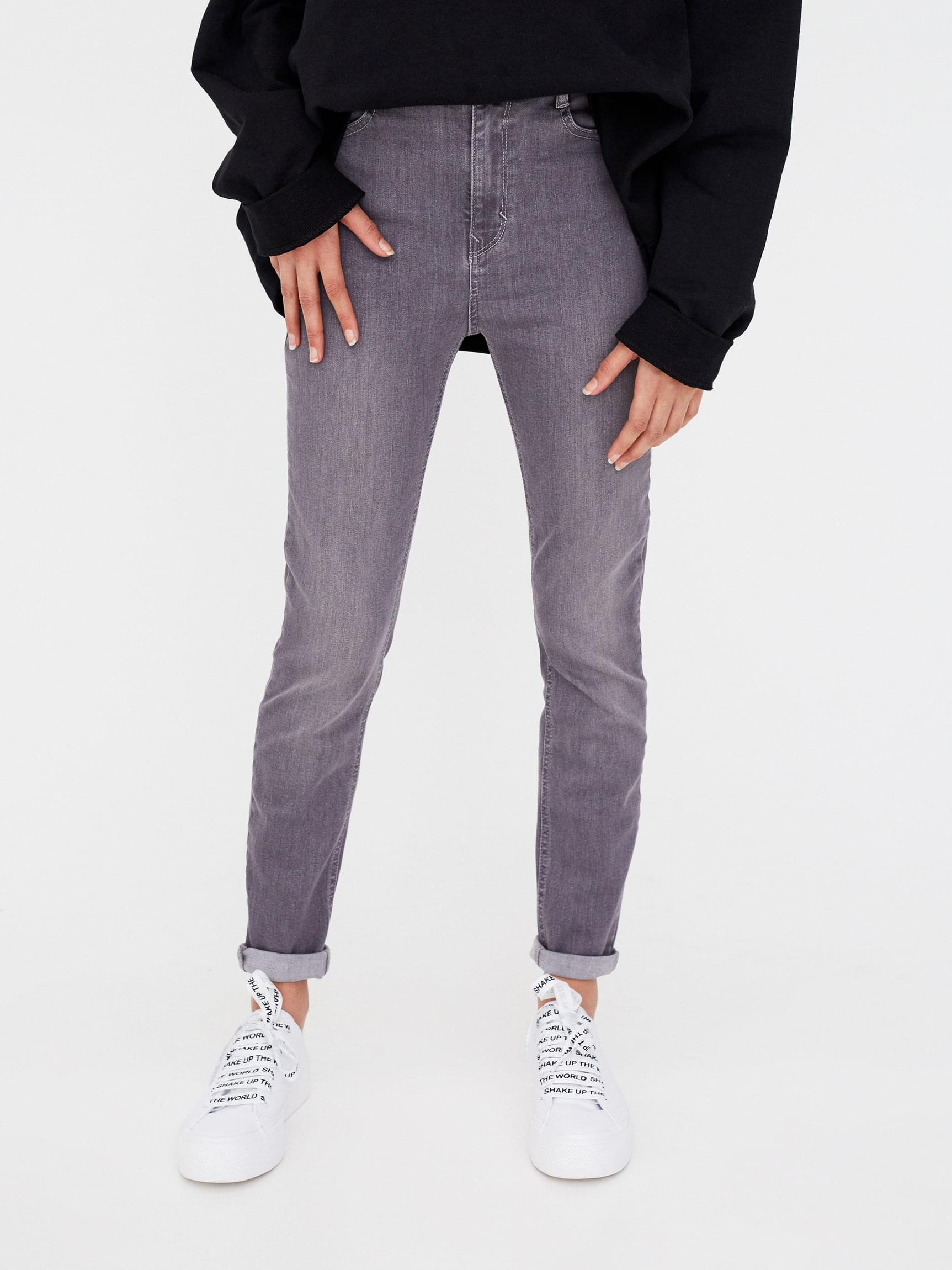 

Джинсы Pull & Bear 5687/314/811-ABKU 36 Серые