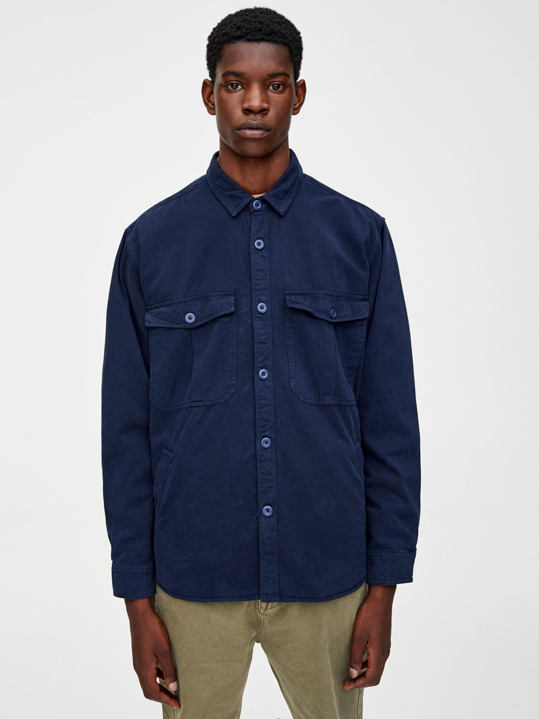 

Рубашка Pull & Bear 9474/556/401-AAQJ  Темно-синяя, Рубашка Pull & Bear 9474/556/401-AAQJ L Темно-синяя
