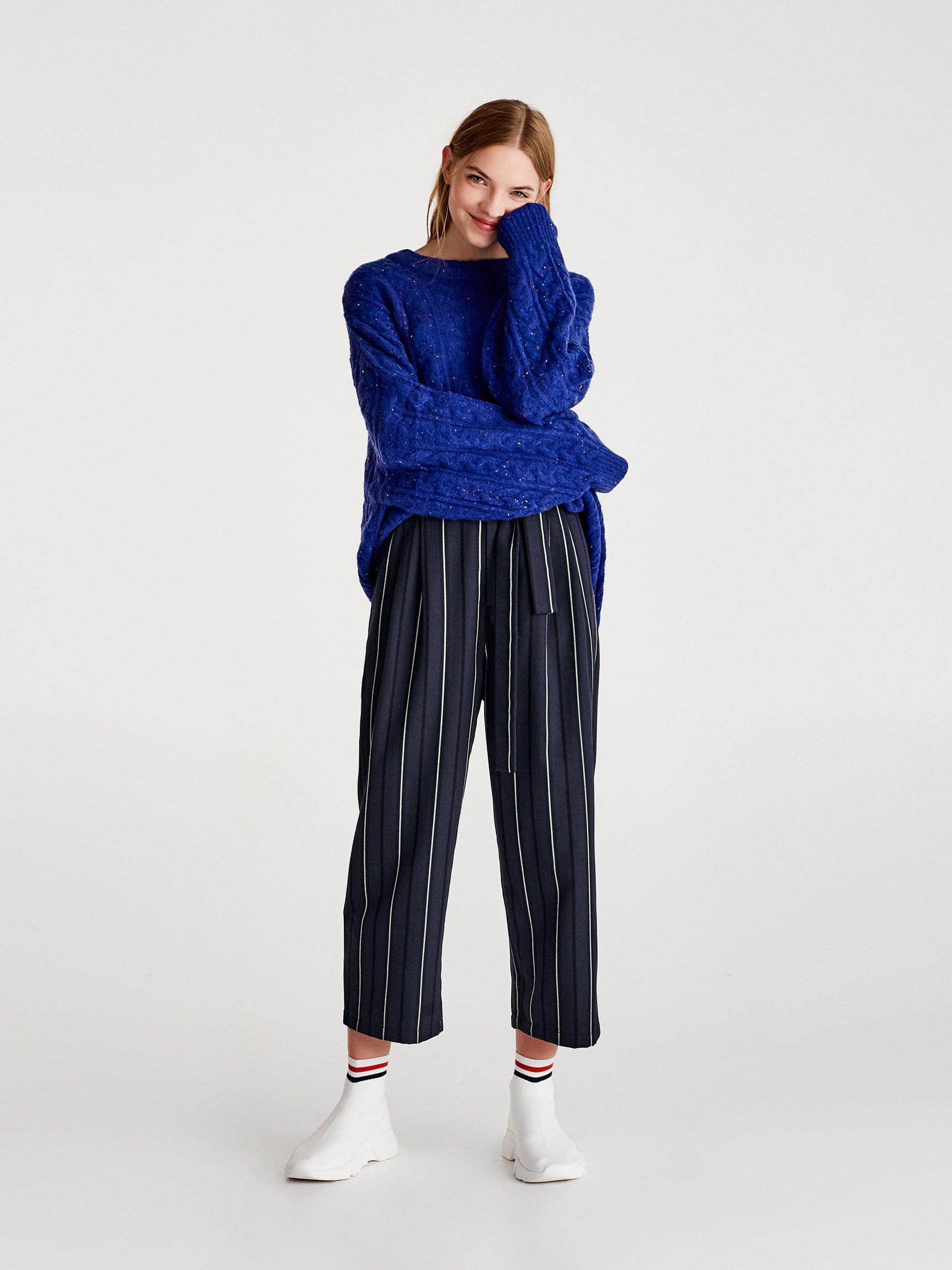 

Брюки Pull & Bear 9681/343/807-ABBC S Синие