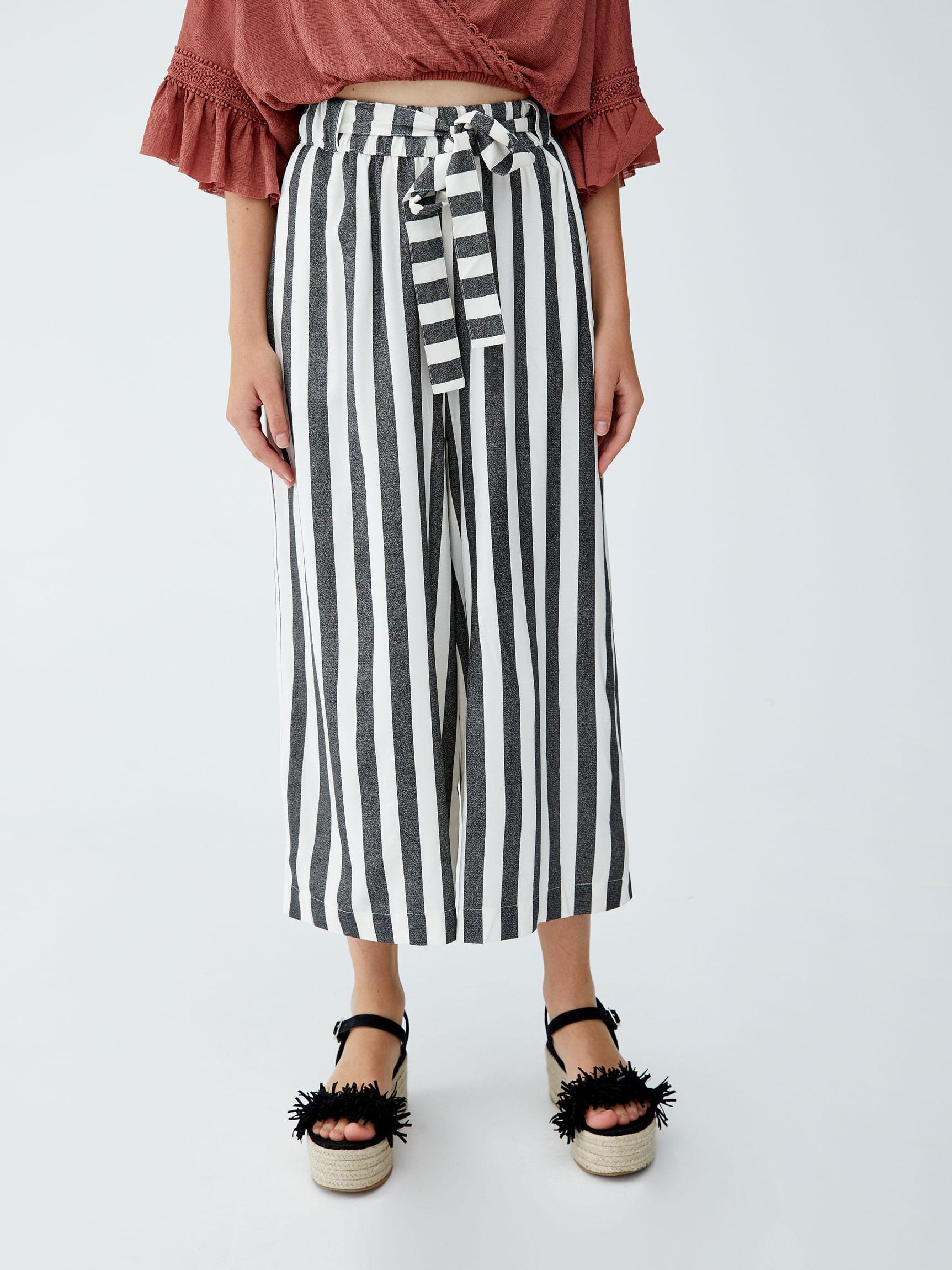 

Брюки Pull & Bear 9680/372/802-ADVR M Белые с серым