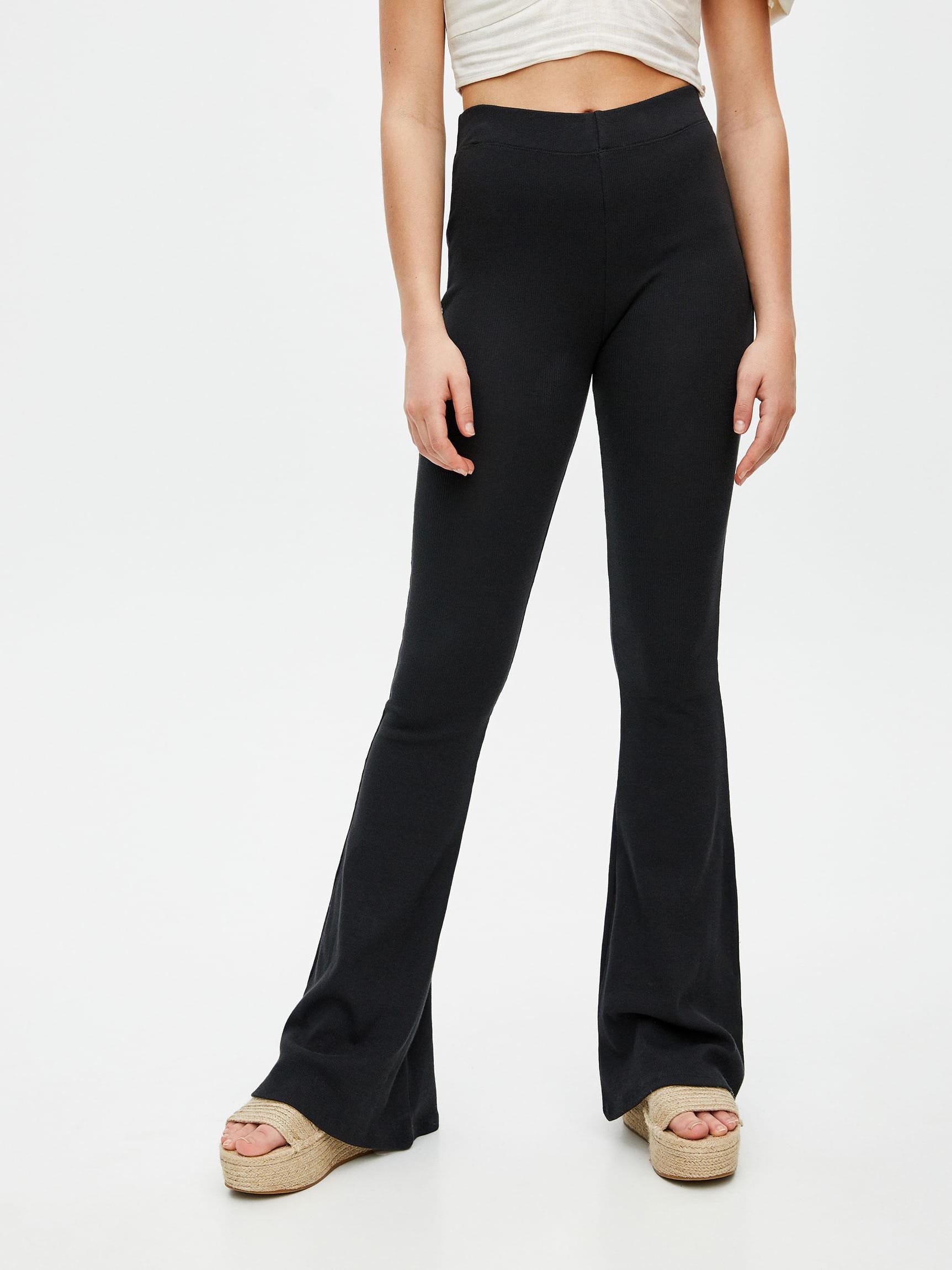

Брюки Pull & Bear 5678/340/833-AAAD XS Черные