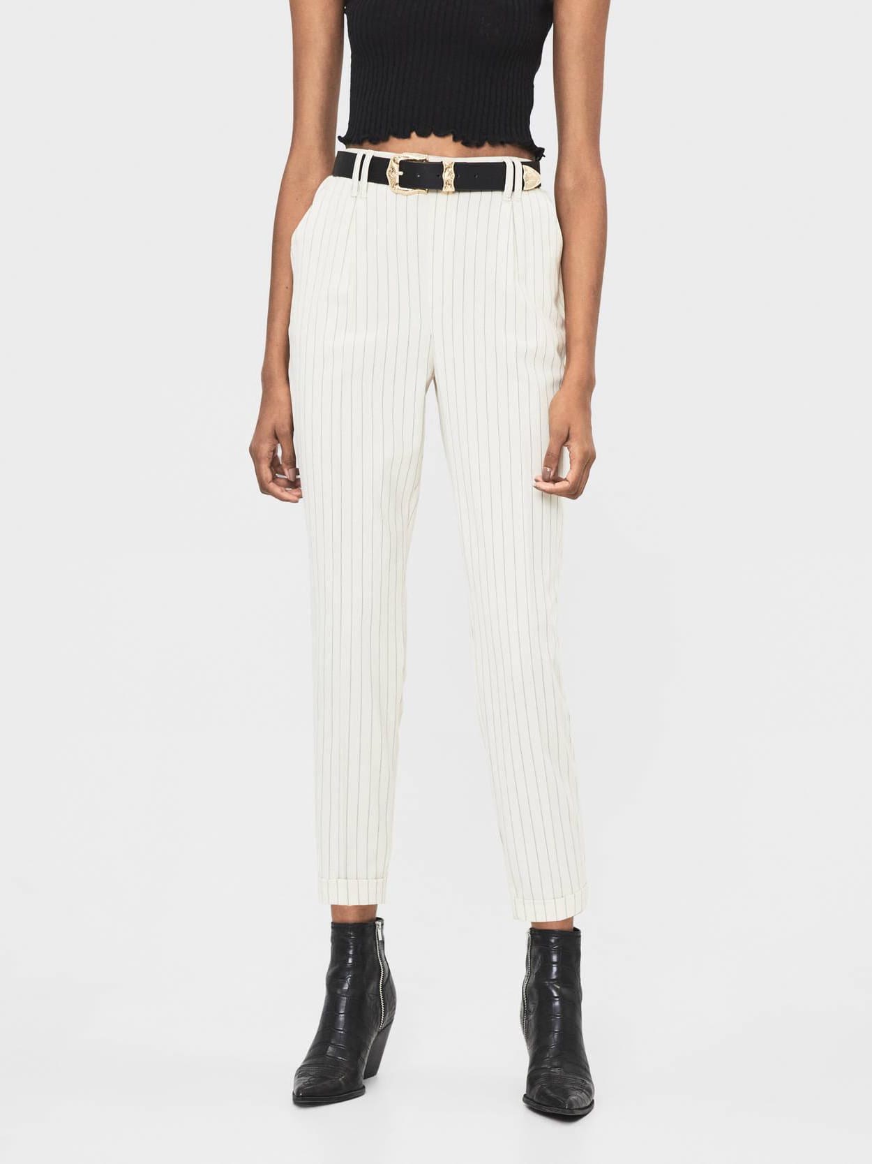 

Брюки Bershka 5085/168/712-AESM M Бежевые в полоску