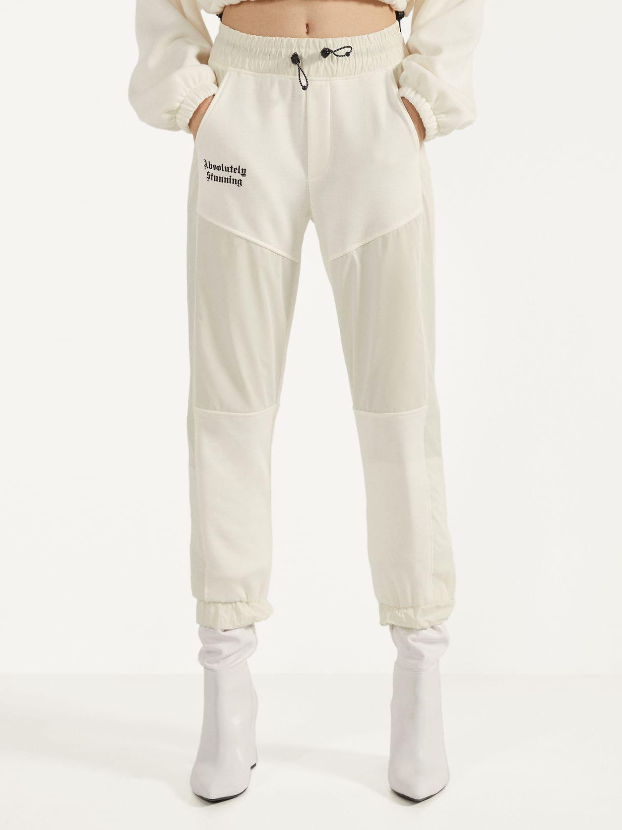 

Брюки Bershka 0121/512/250-ABAK XS Молочные