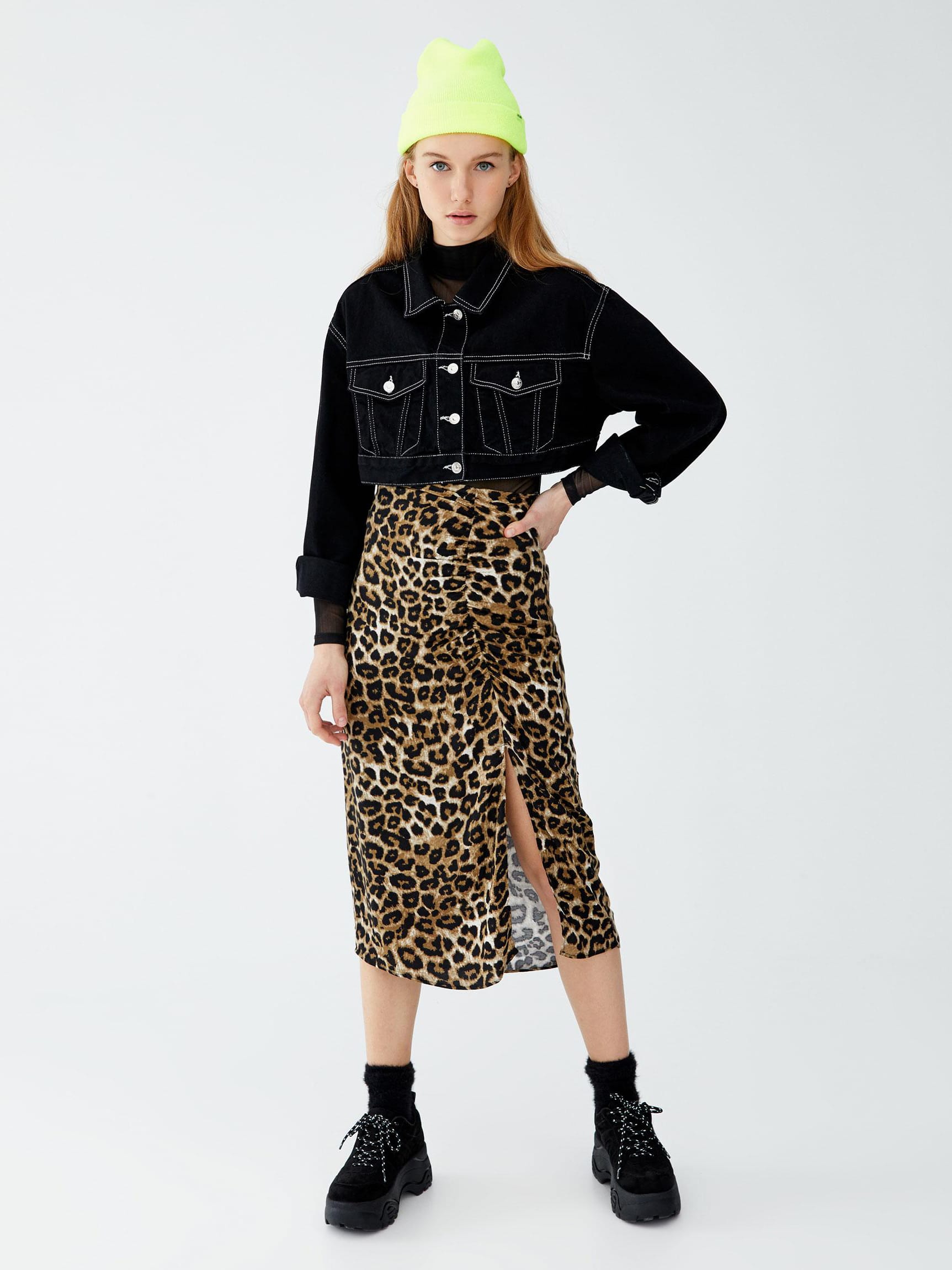 

Юбка Pull & Bear 5398/307/051-AAON M Леопардовая