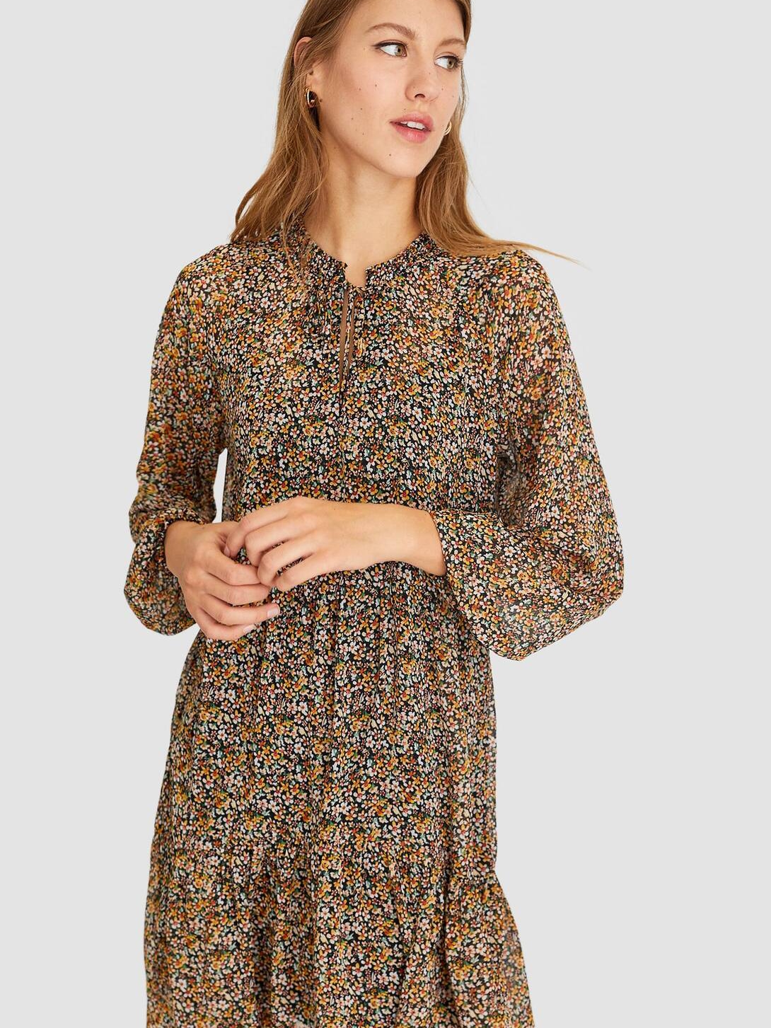 

Платье Stradivarius 02306654550 M Принт