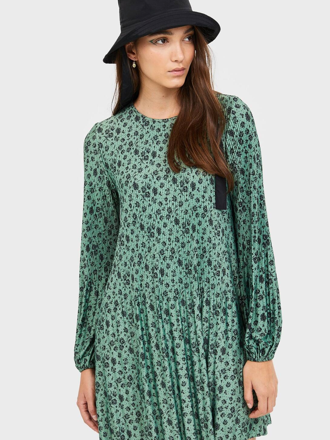 

Платье Stradivarius 02376588511 L Принт