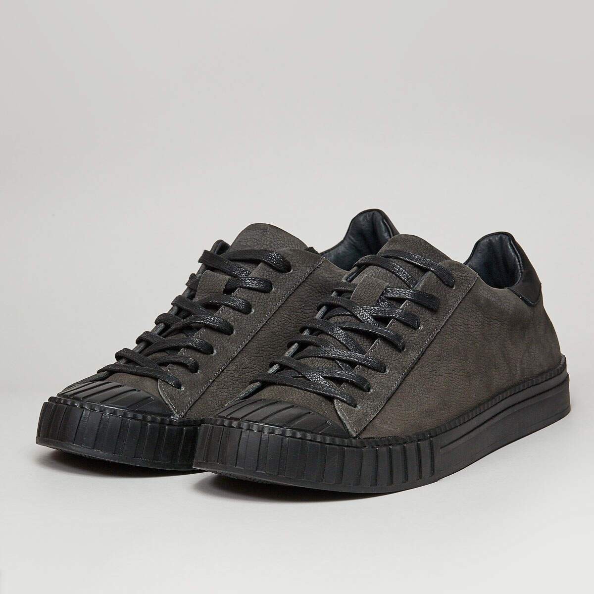 

Кеды из натуральной кожи Nikitskiy Shoes Монтана 12 44 серые
